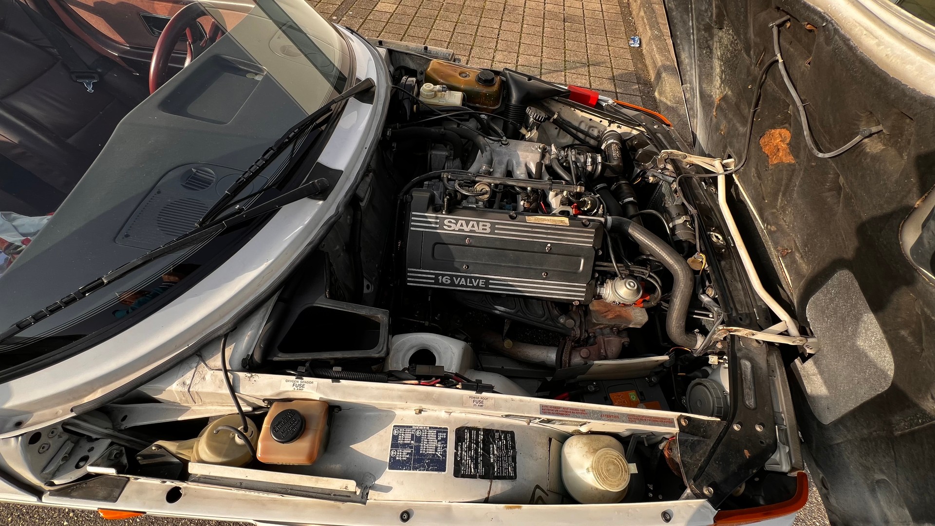 SAAB 900 2.0 turbo 16-image-6