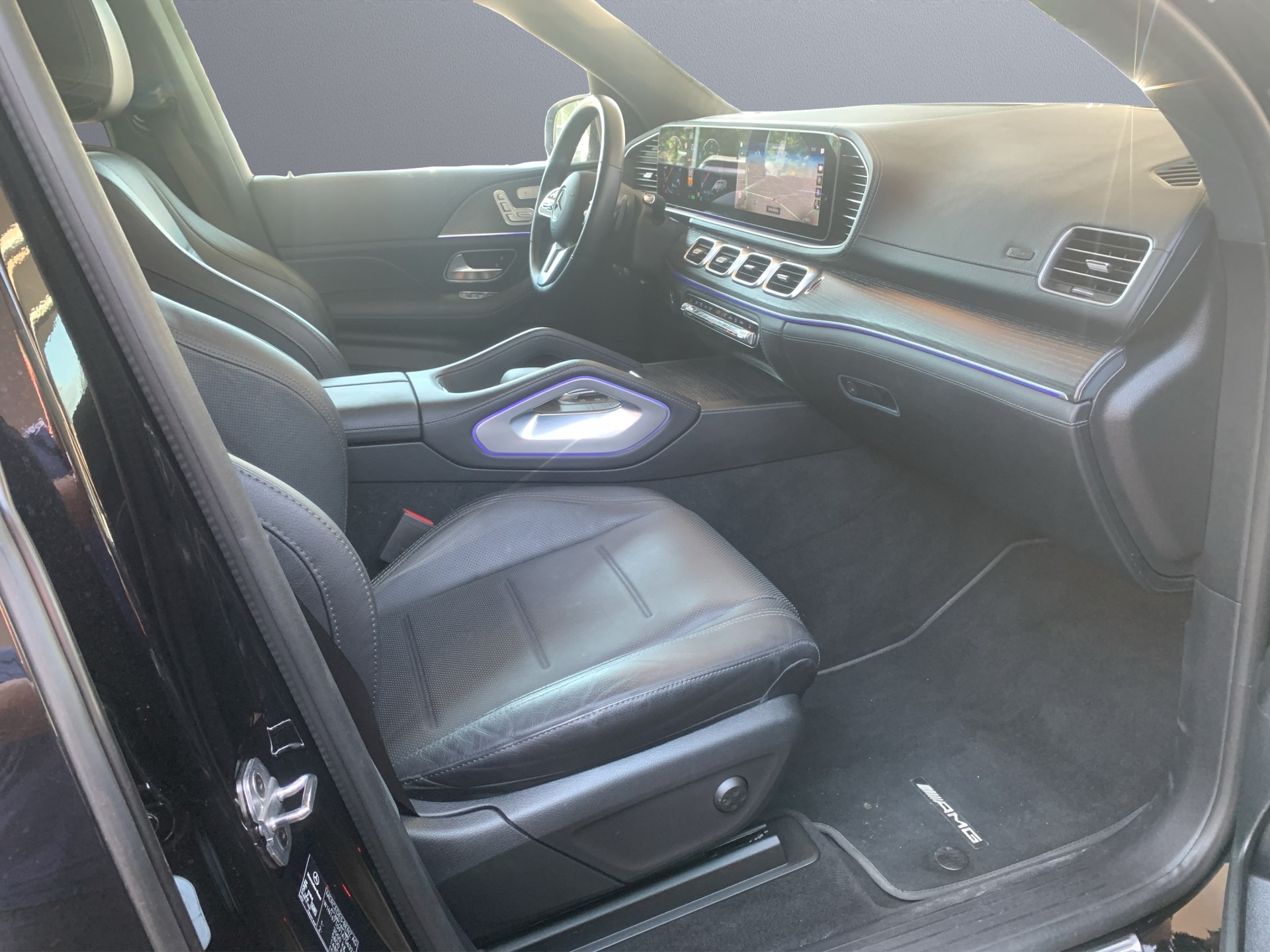 MERCEDES-BENZ GLE 300 d 4Matic AMG Line 9G-Tronic-image-14