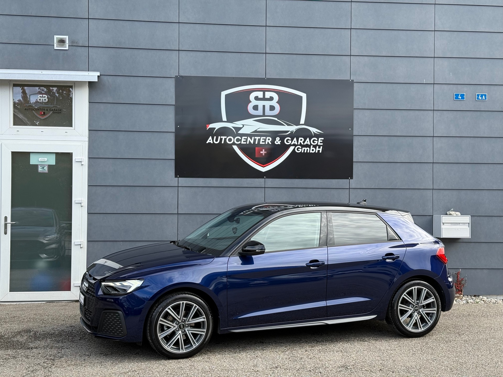 AUDI A1 Sportback 30 TFSI S-tronic °° 5 Jahre / 100'000 Hersteller Garantie °°-image-2