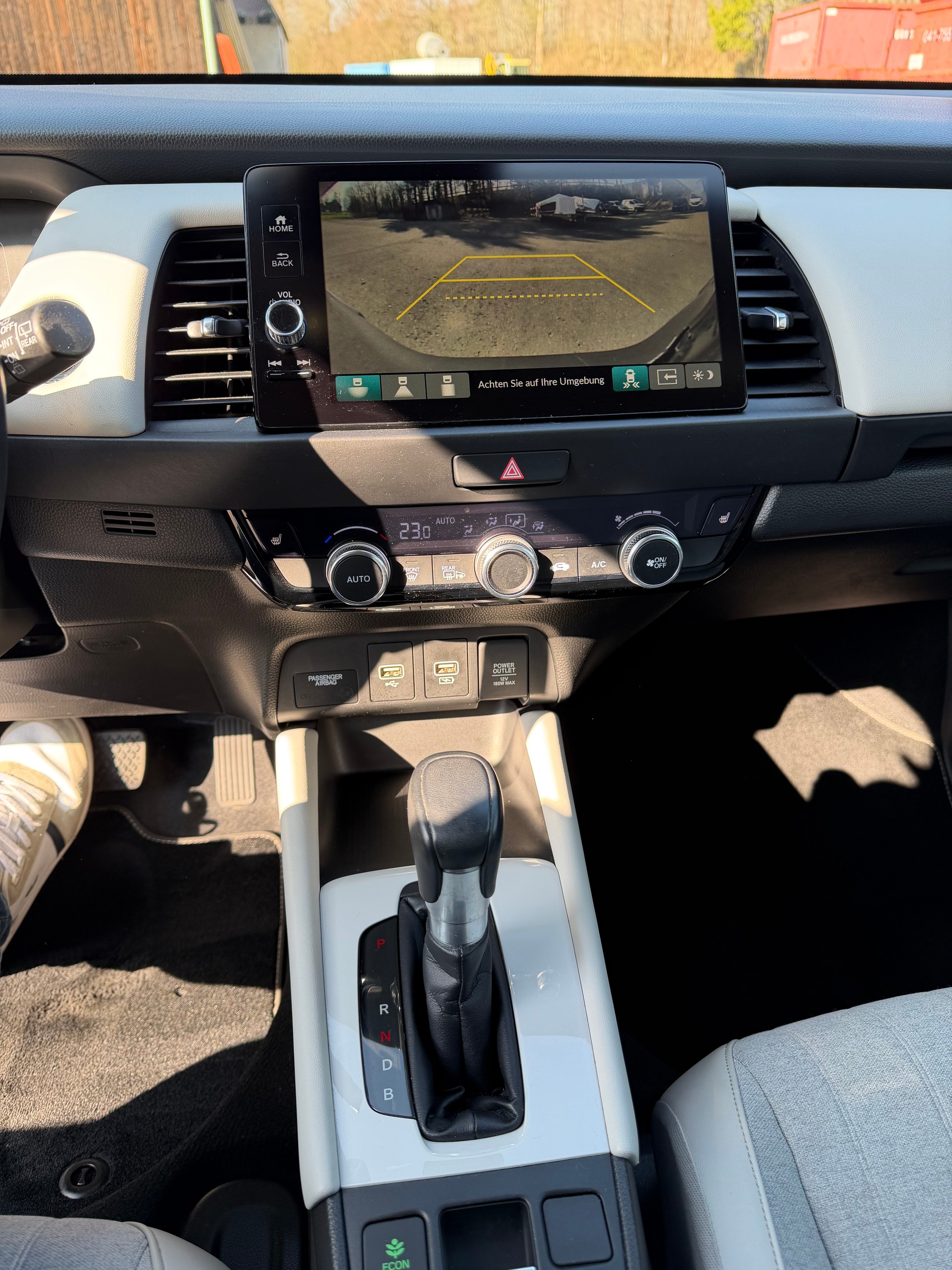 HONDA Jazz 1.5i-MMD Executive E-CVT-image-6