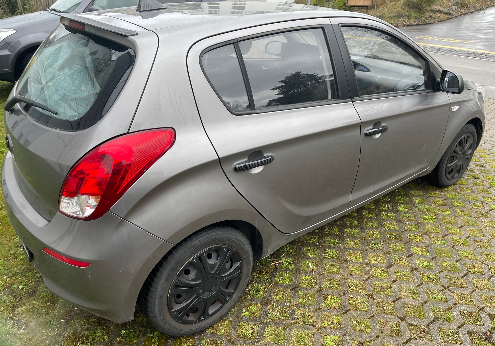 HYUNDAI i20 1.2 Comfort-image-4
