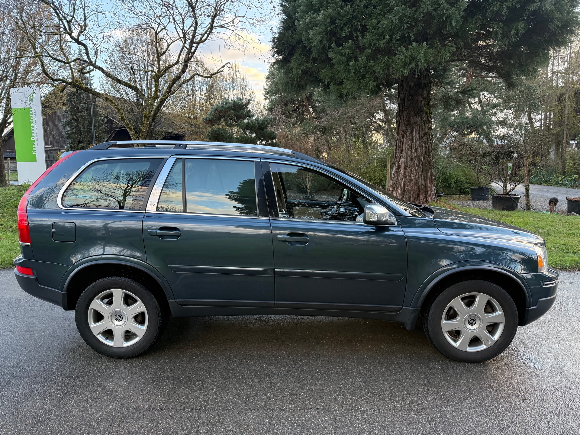 VOLVO XC90 V8 AWD Executive Geartronic-image-3