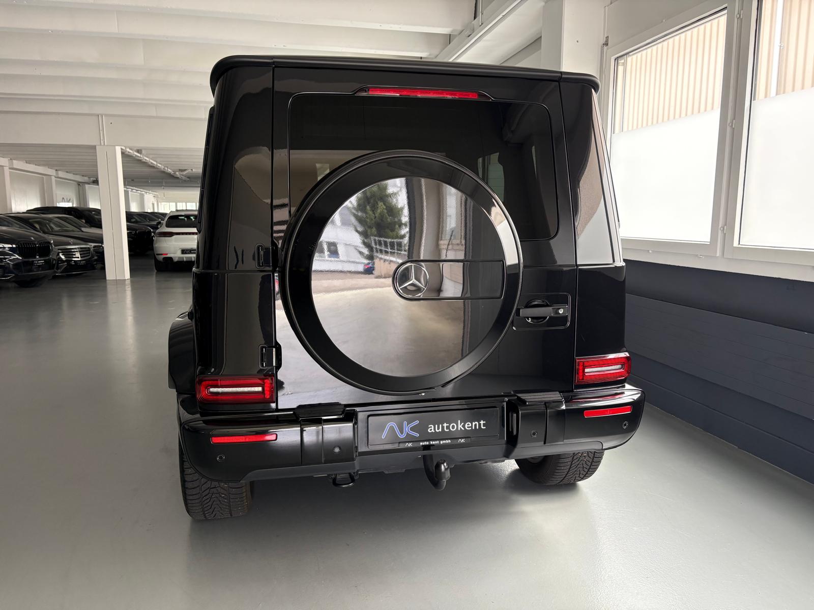 MERCEDES-BENZ G 400 d Stronger Than Time Edition 9G-Tronic-showroom-element-3
