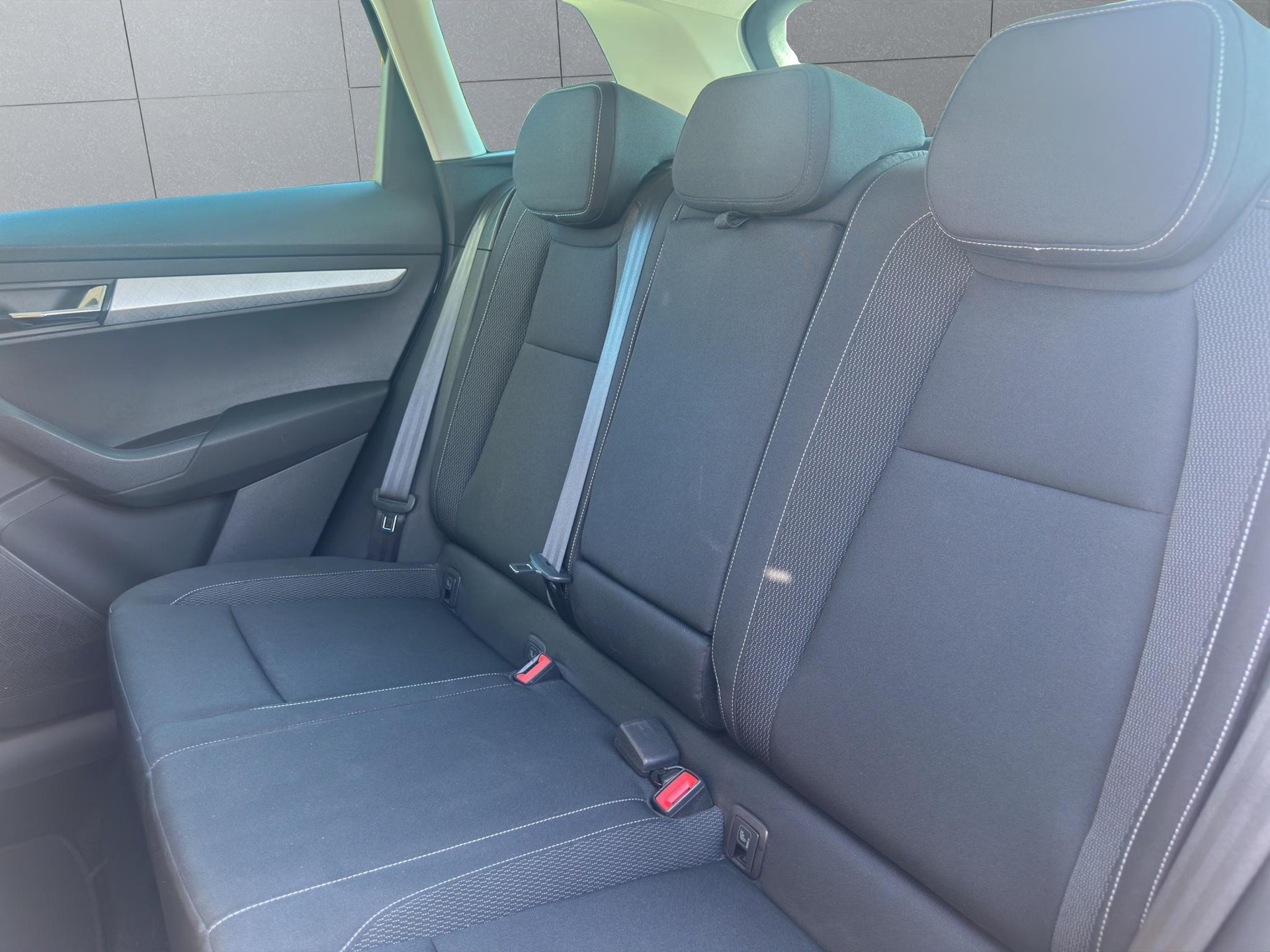 SKODA Karoq 1.5 TSI Ambition DSG-image-10