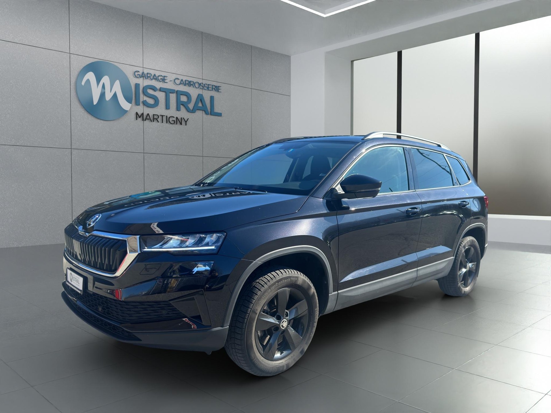 SKODA Karoq 1.5 TSI Ambition DSG-image-0