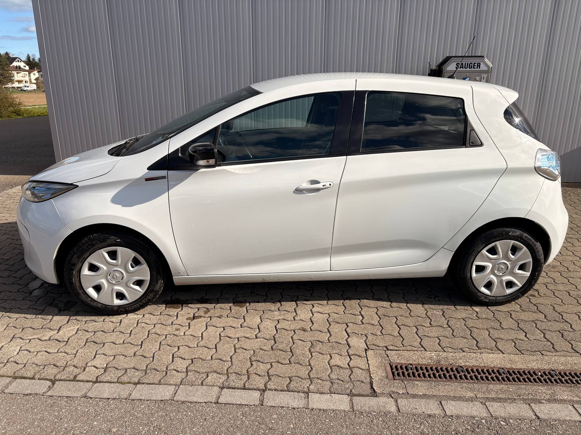 RENAULT Zoe Intens R240 (Batterie Miete)-image-2
