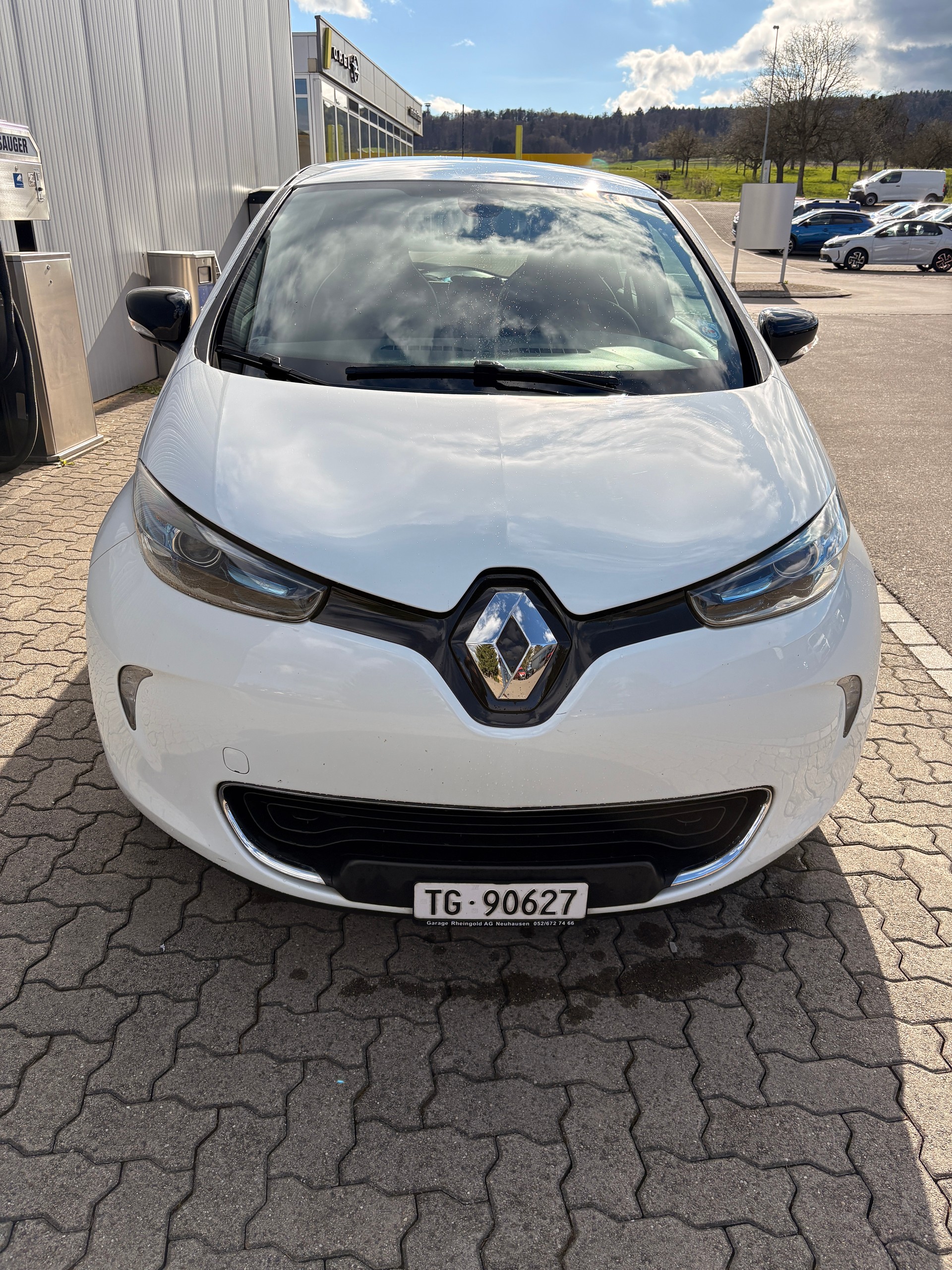 RENAULT Zoe Intens R240 (Batterie Miete)-image-0