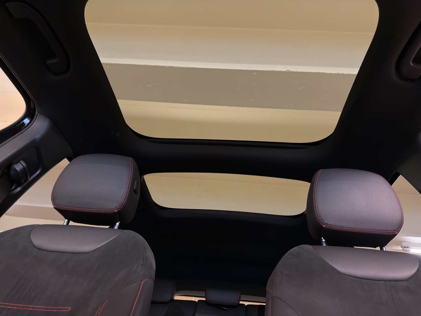 Image MERCEDES-BENZ EQB-300 EQB 300 4M