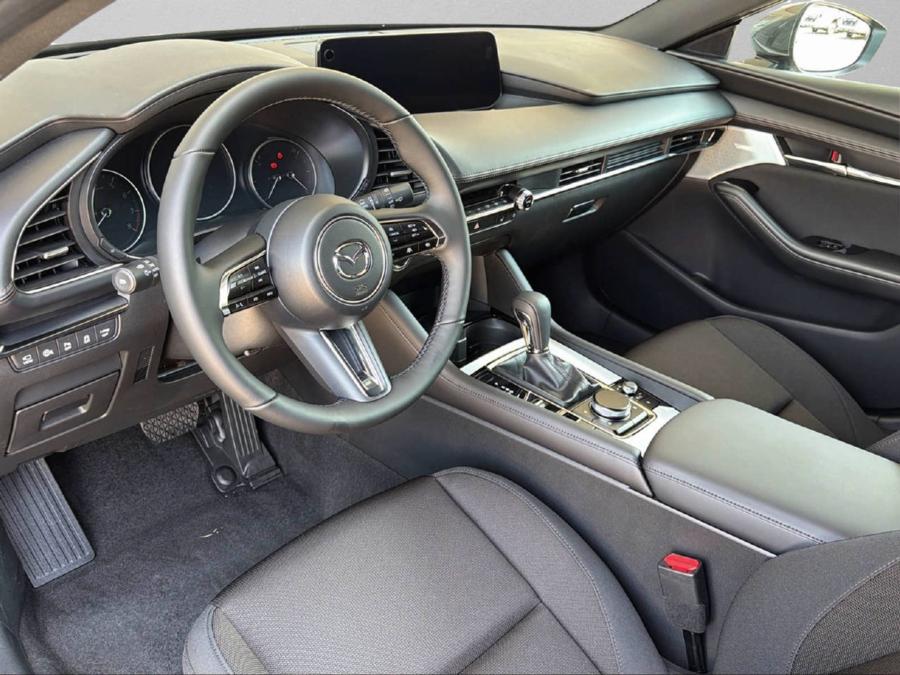 MAZDA 3 Hatchback 2.0 186 PS Exclusive-Line AWD-image-4