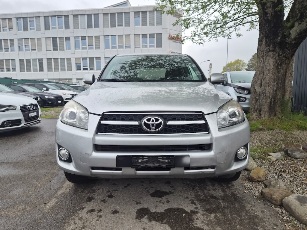 TOYOTA 2.2 D-CAT-image-1
