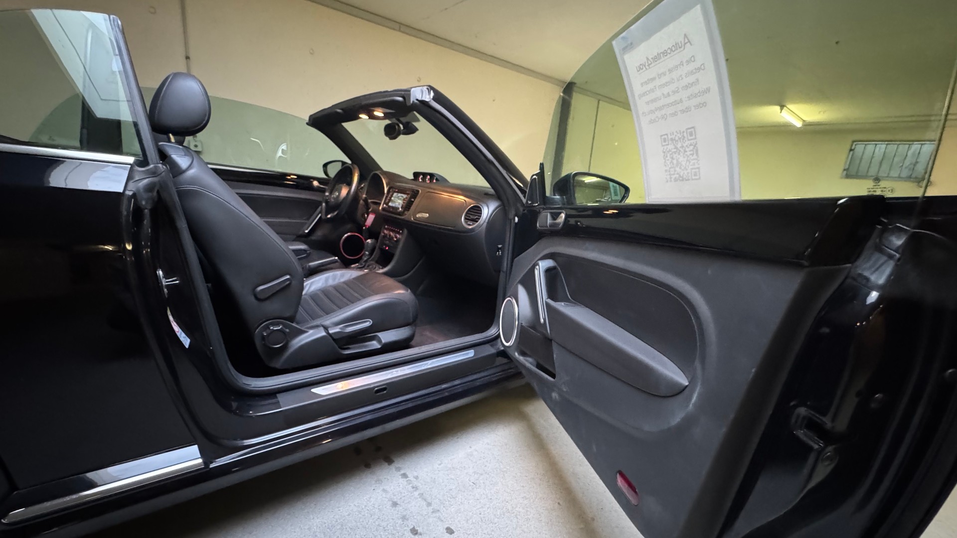 VW Beetle Cabrio 1.4 TSI Sport DSG / Einzigartige Rarität mit Top Ausstattung, hervorragendem Zustand und idealer Fahrkombination-image-18
