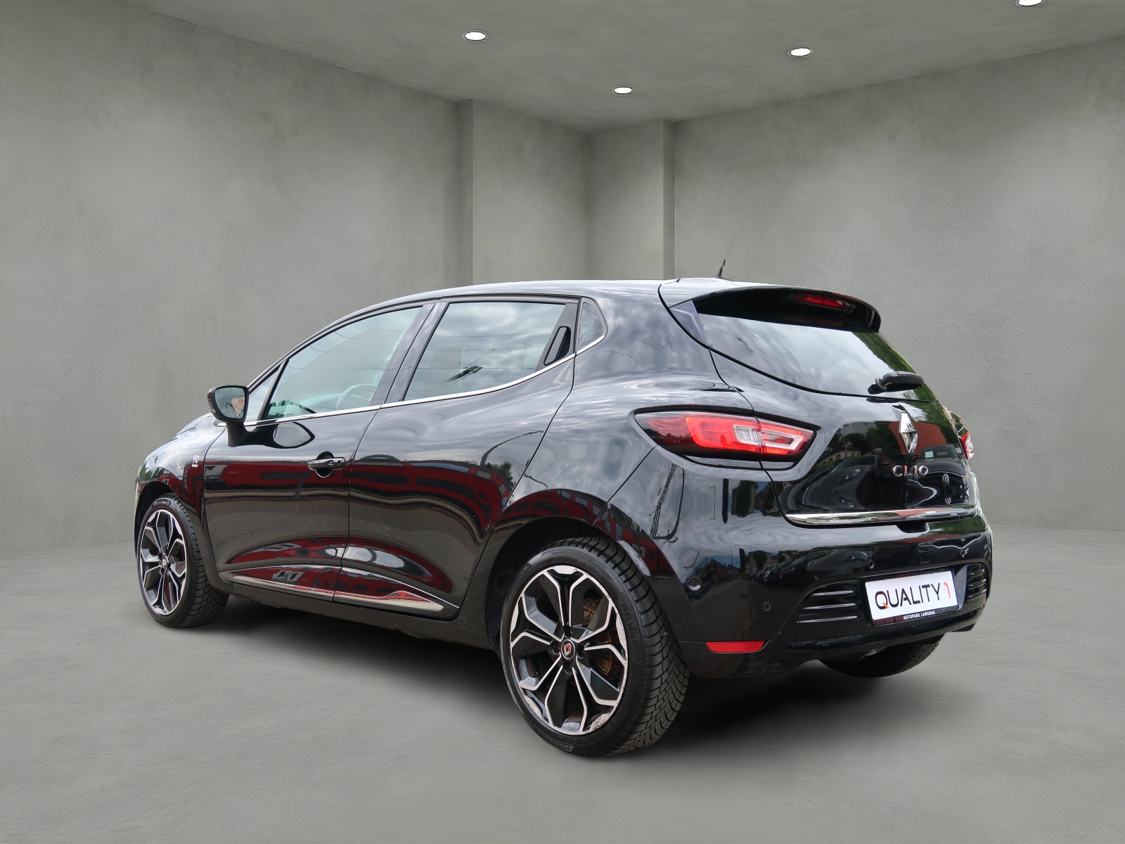 RENAULT Clio 1.2 16V T 90th Anniversary-image-6