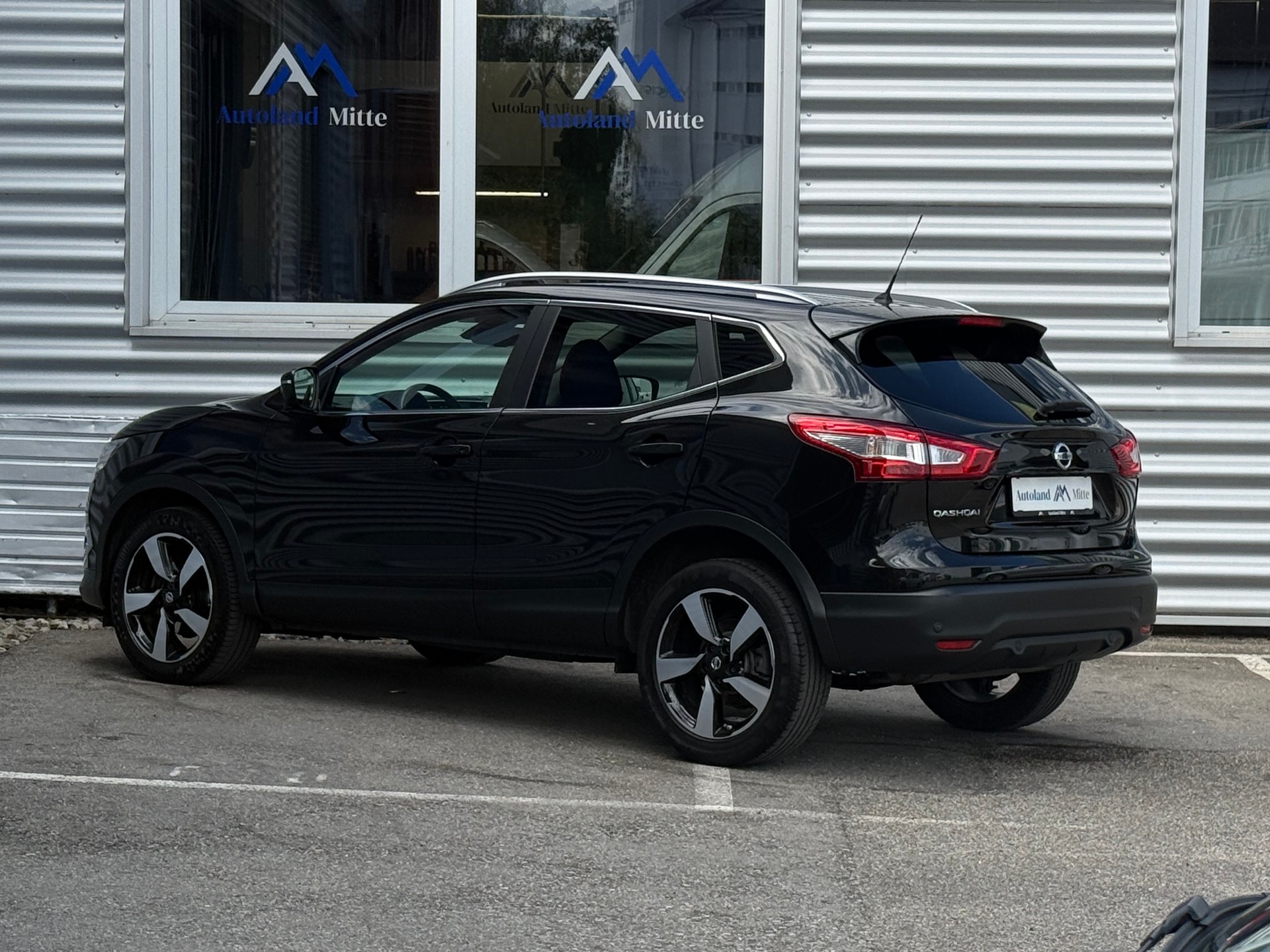 NISSAN Qashqai 1.6 DIG-T 360°-showroom-element-2