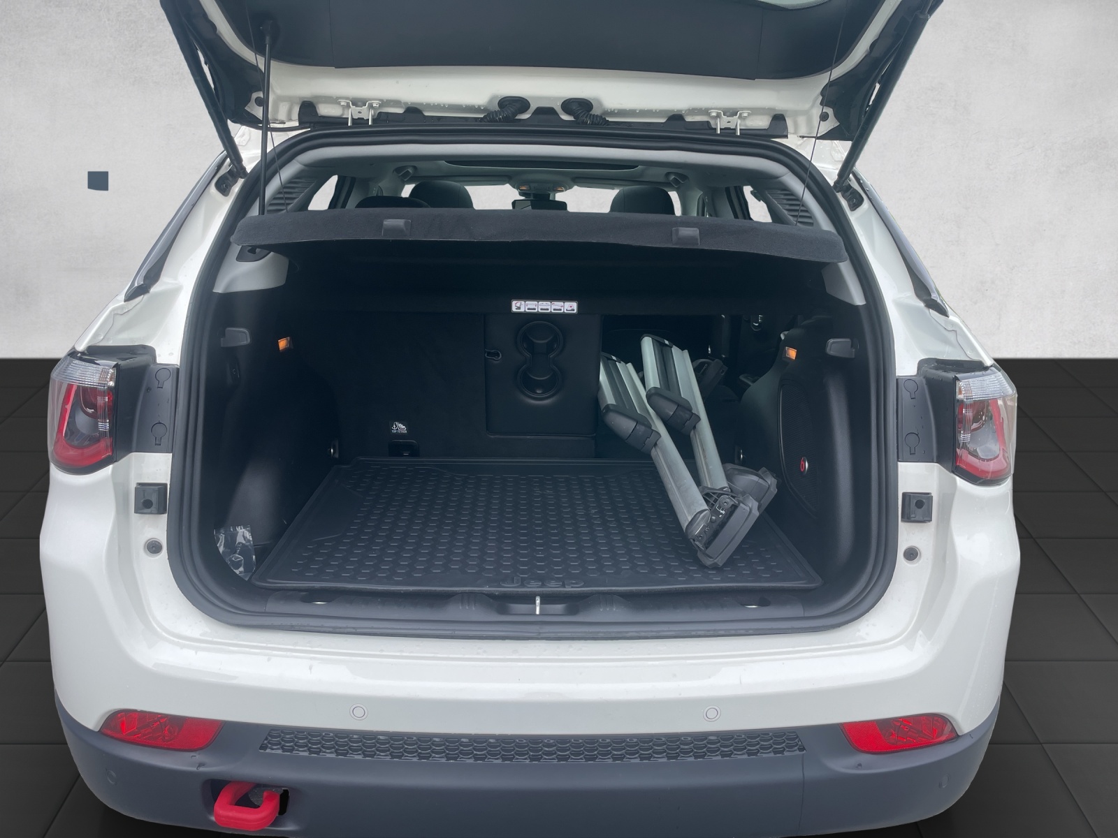 JEEP Compass 2.0CRD Trailhawk AWD 9ATX-image-13