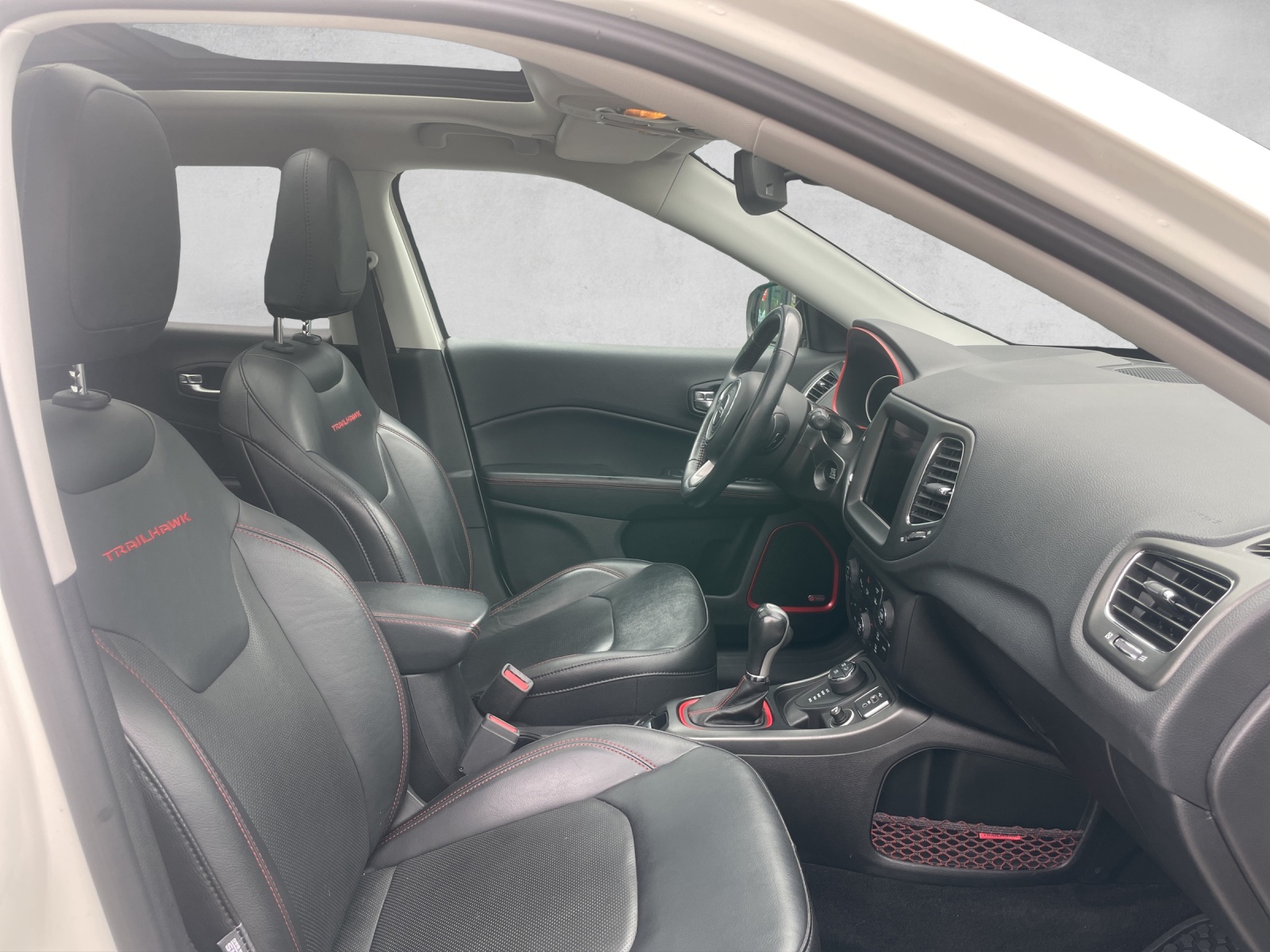 JEEP Compass 2.0CRD Trailhawk AWD 9ATX-image-12