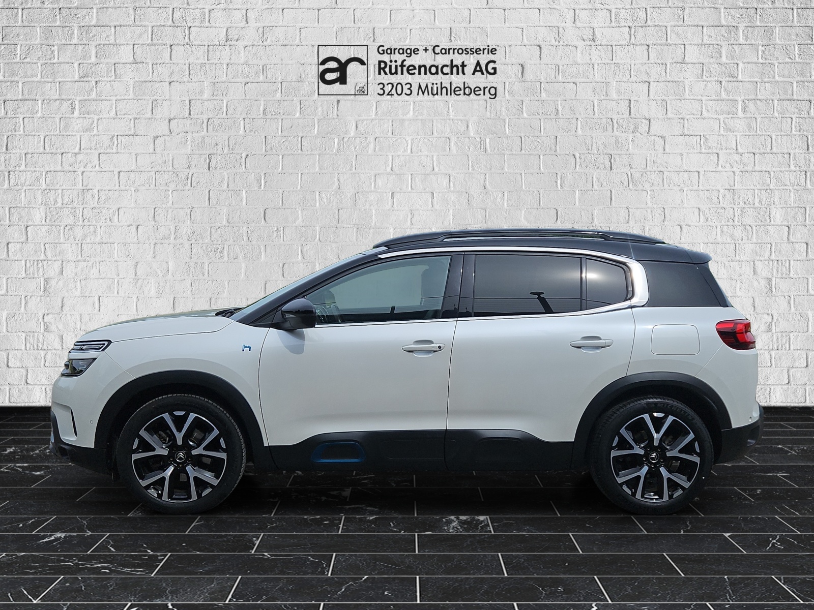 CITROEN C5 Aircross 1.6 Plug-in Hybrid Shine-image-4