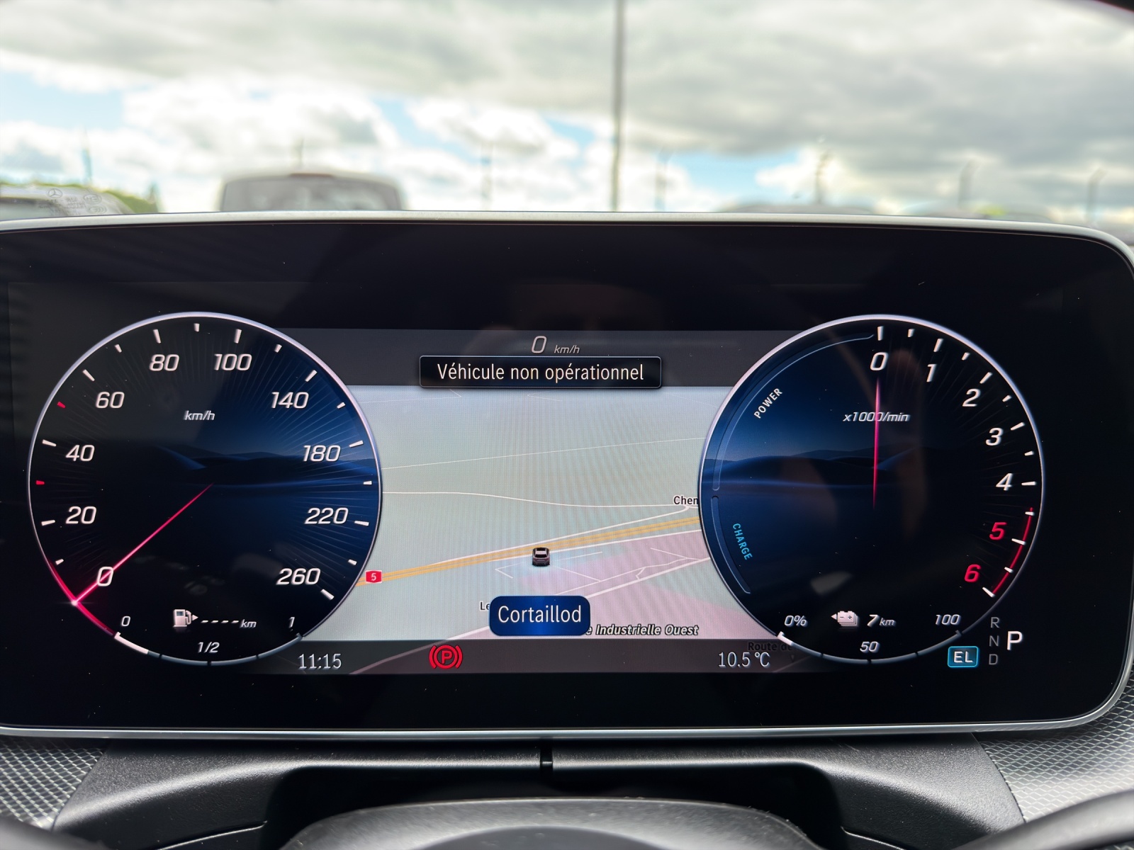 MERCEDES-BENZ C 300 de T EQ Hybrid-image-17