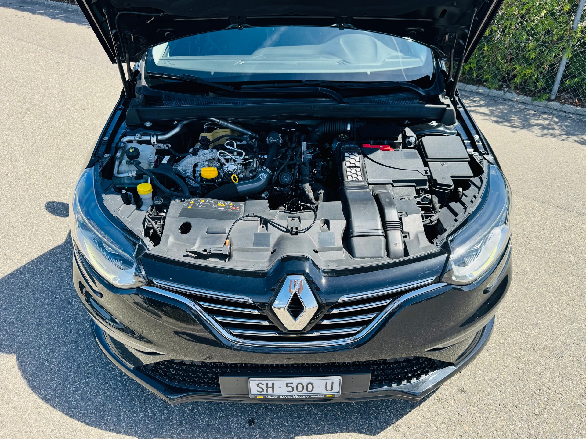 RENAULT Mégane Grandtour 1.3 16V Turbo GT Line-image-15