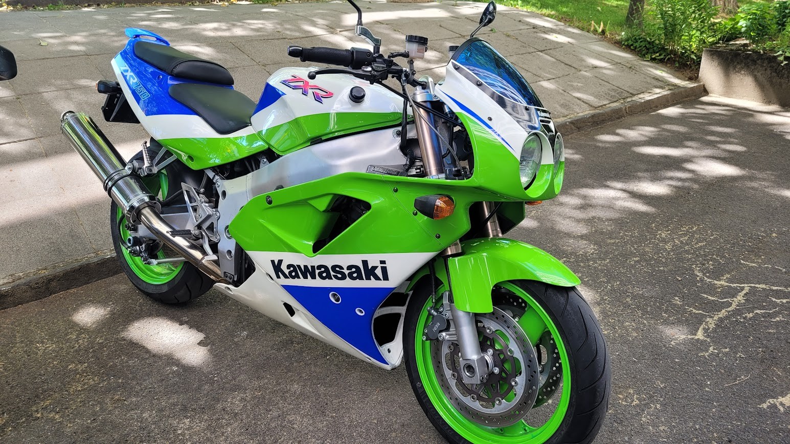KAWASAKI ZXR-750 USD Kaufen