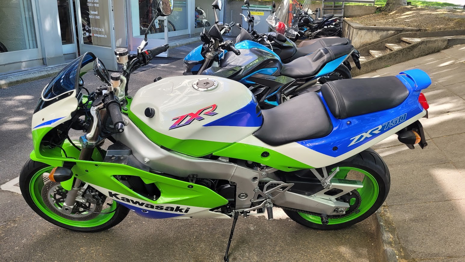 KAWASAKI ZXR-750 USD Kaufen