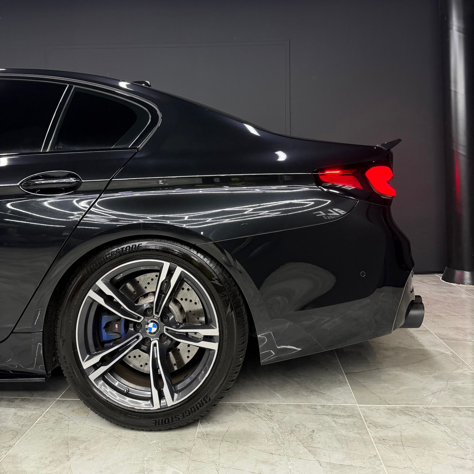 BMW M5 xDrive Competition Drivelogic-image-5
