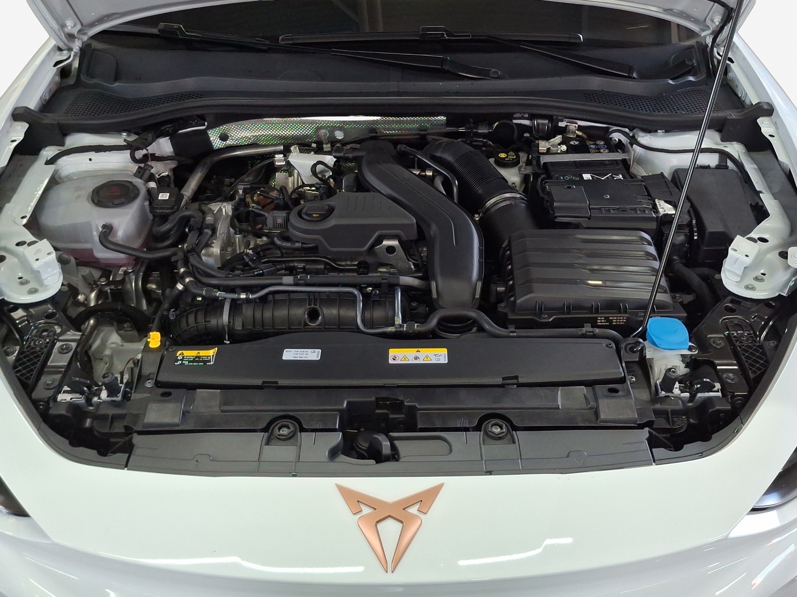 CUPRA LEON ST 1.5 e-HYBRID pHEV DSG-image-15