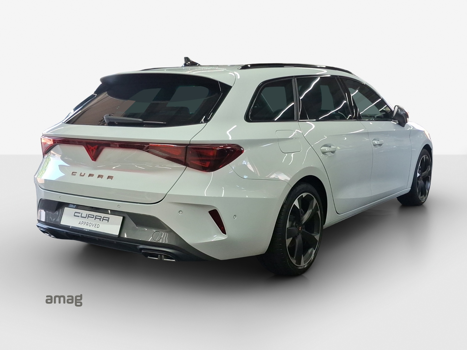 CUPRA LEON ST 1.5 e-HYBRID pHEV DSG-image-4
