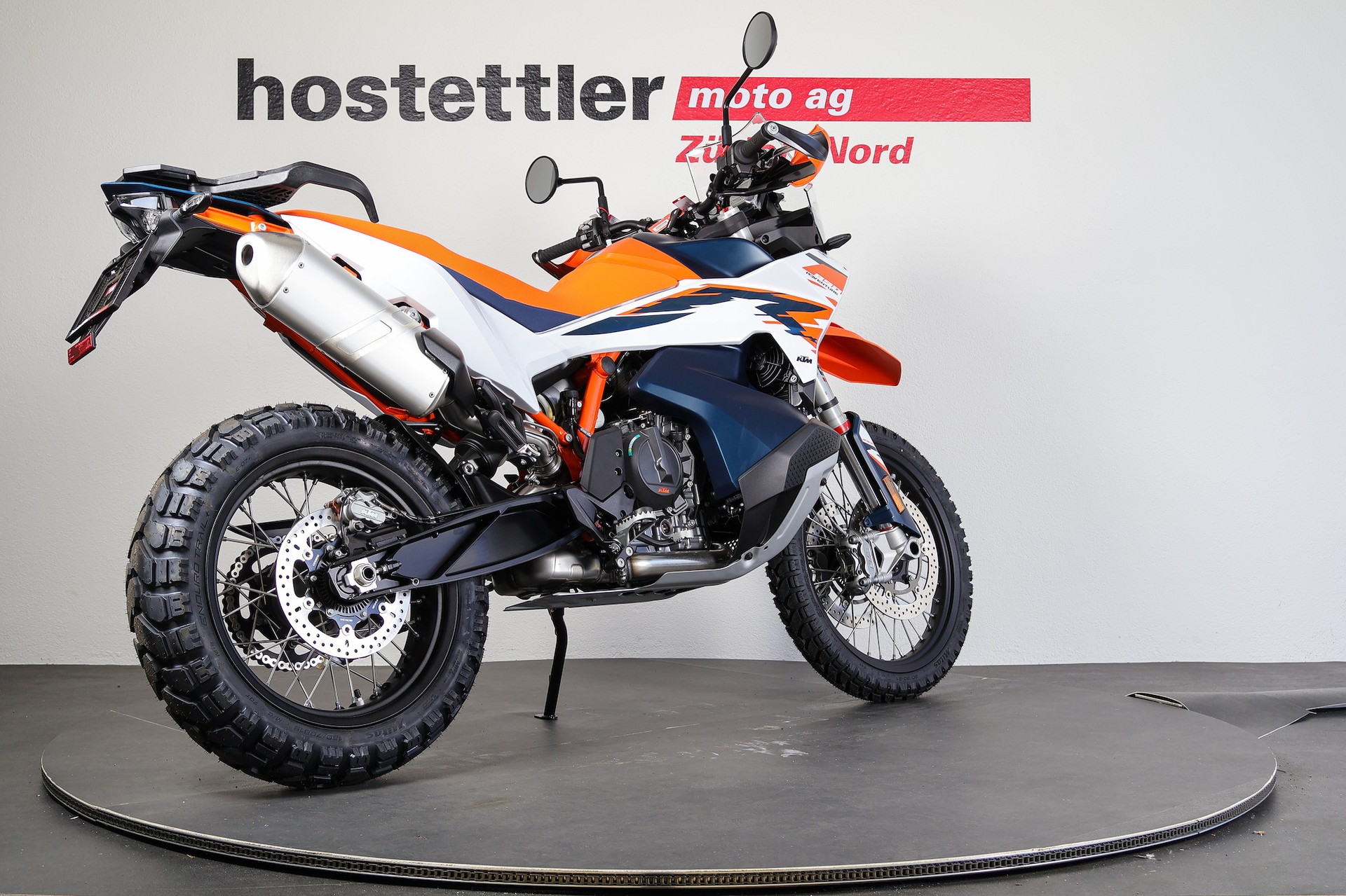 KTM 890 Adventure R-showroom-element-2