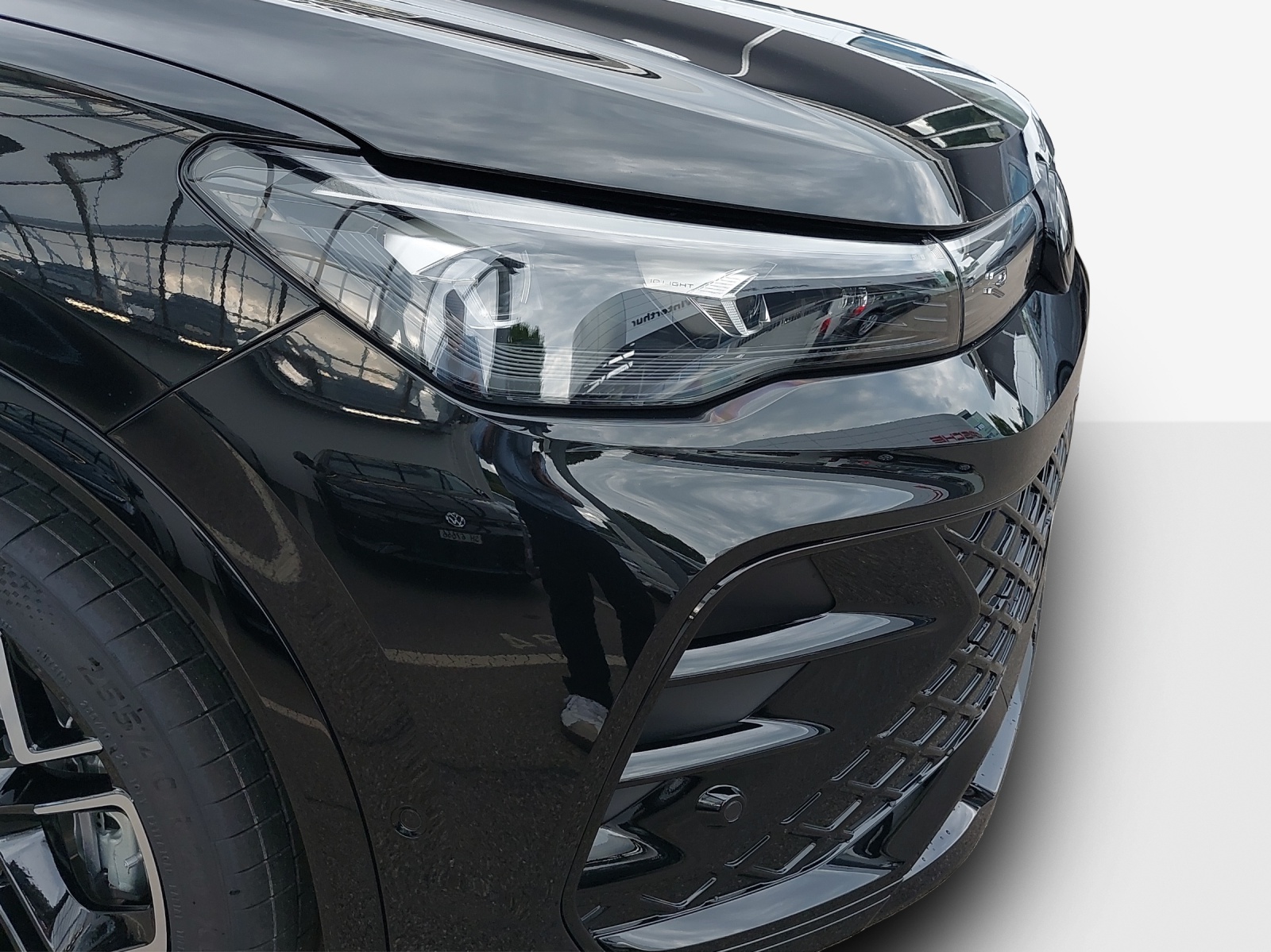 VW Tiguan 2.0 TSI DSG R-Line Plus 4Motion-image-14