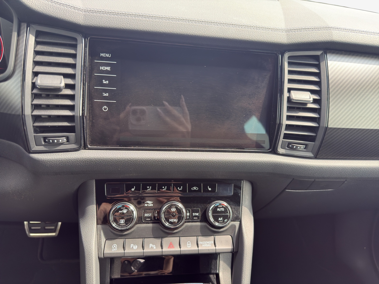 SKODA Kodiaq 2.0 TSI 4x4 SportLine-image-10