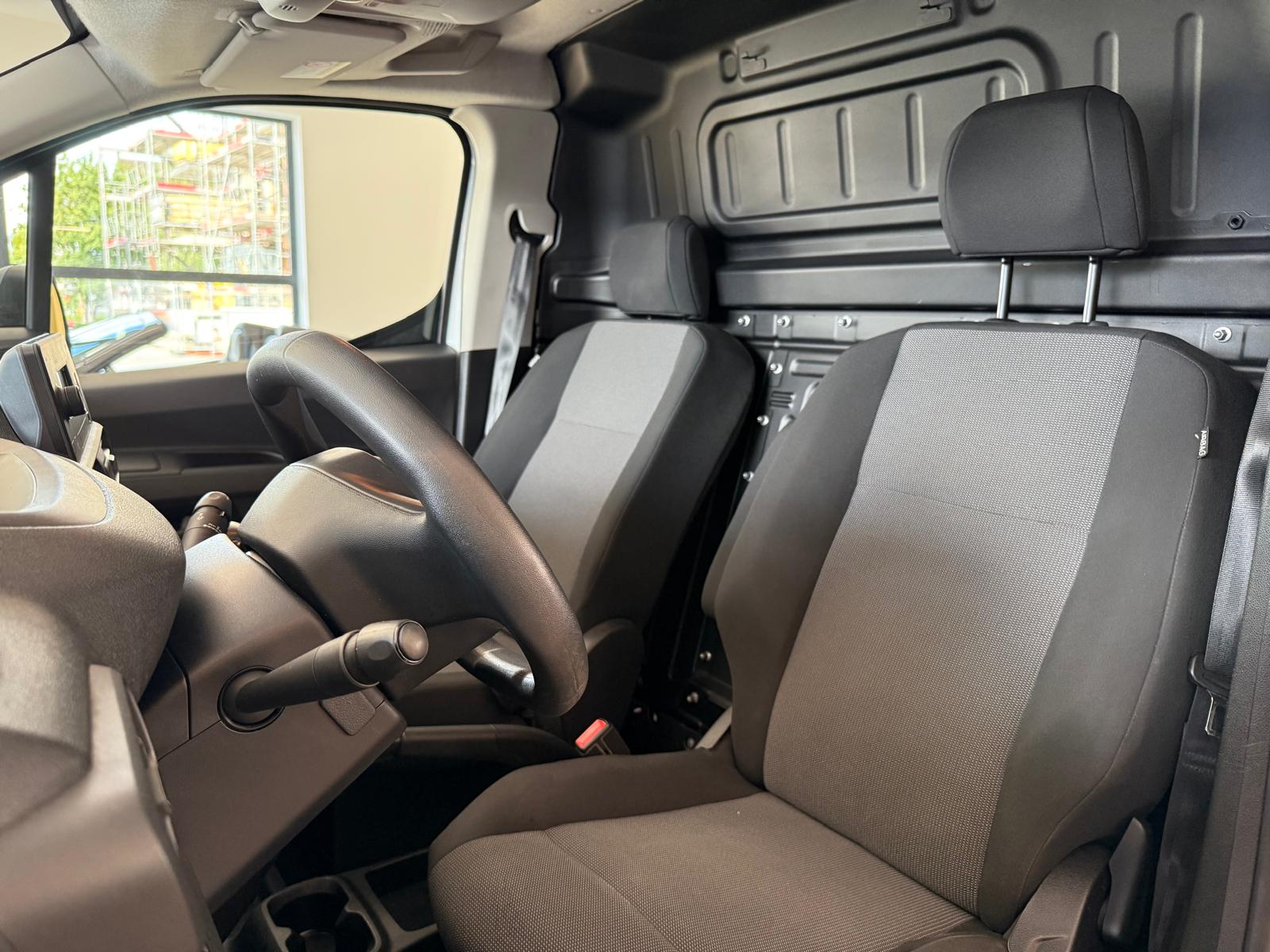 PEUGEOT Partner 1.2 Pure Tech s/s Pro 650kg-image-12
