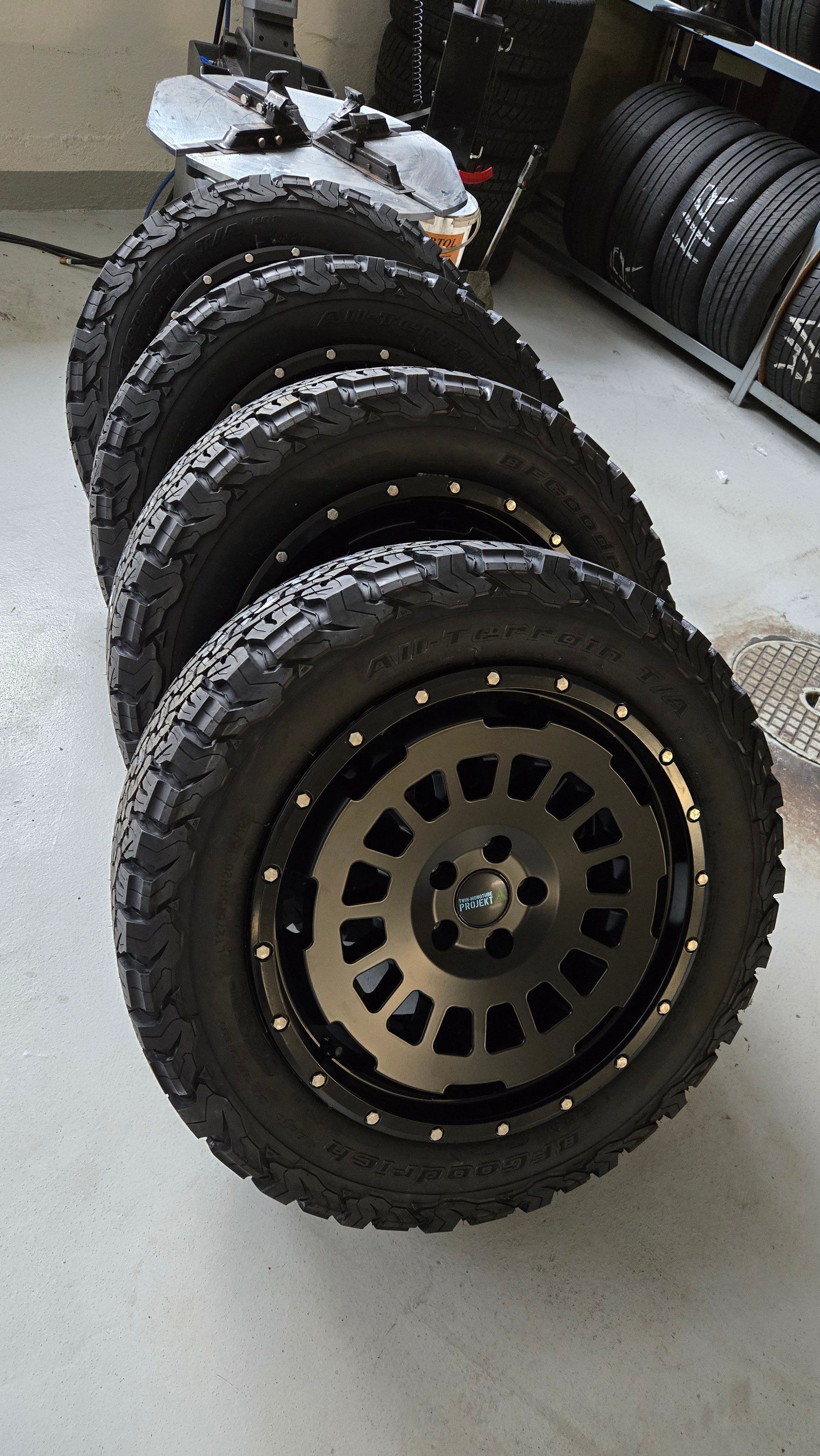 LAND ROVER 2.0 SD4 HSE-image-3