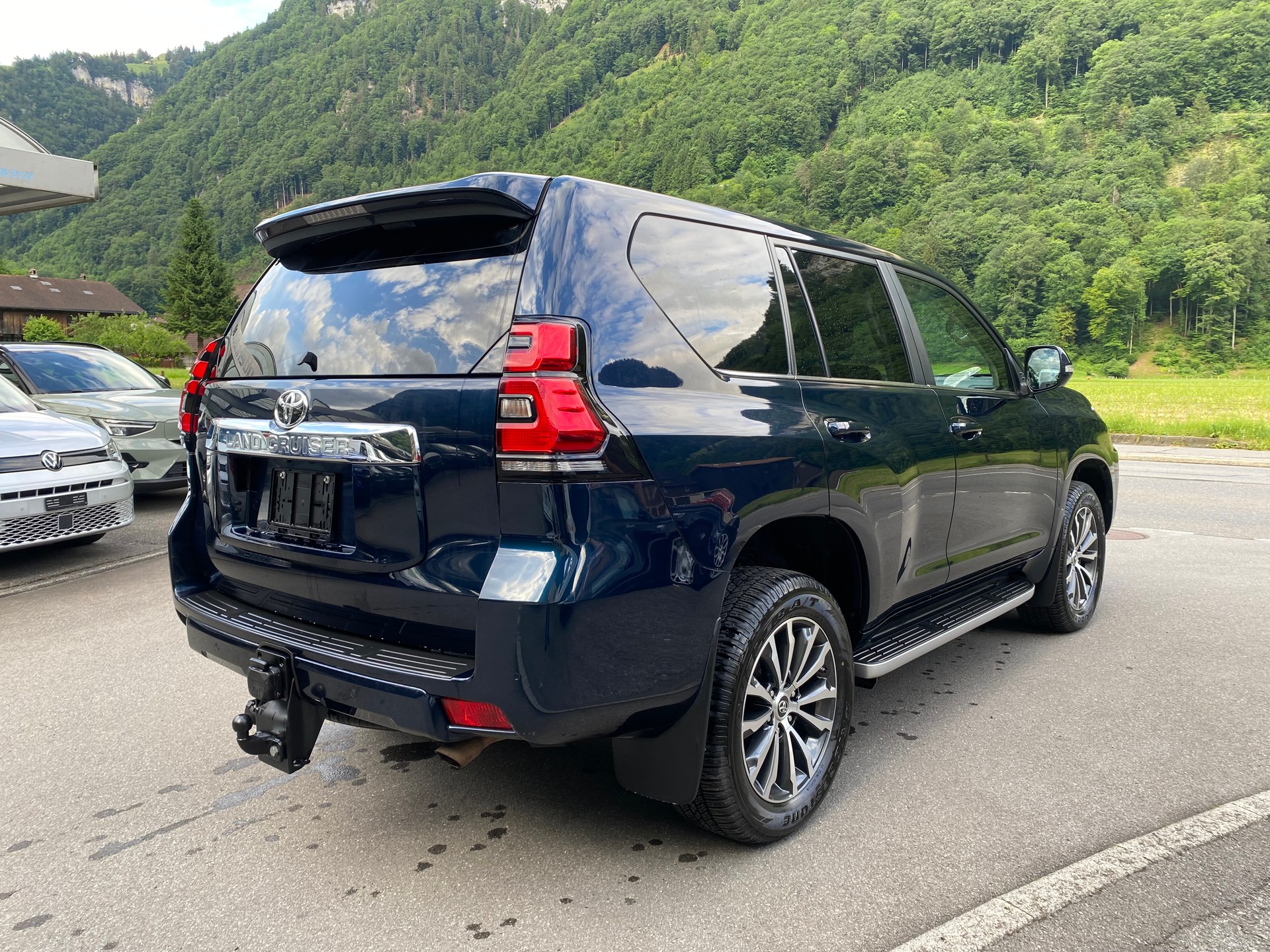 TOYOTA Land Cruiser 2.8TD Style Automatic-image-14