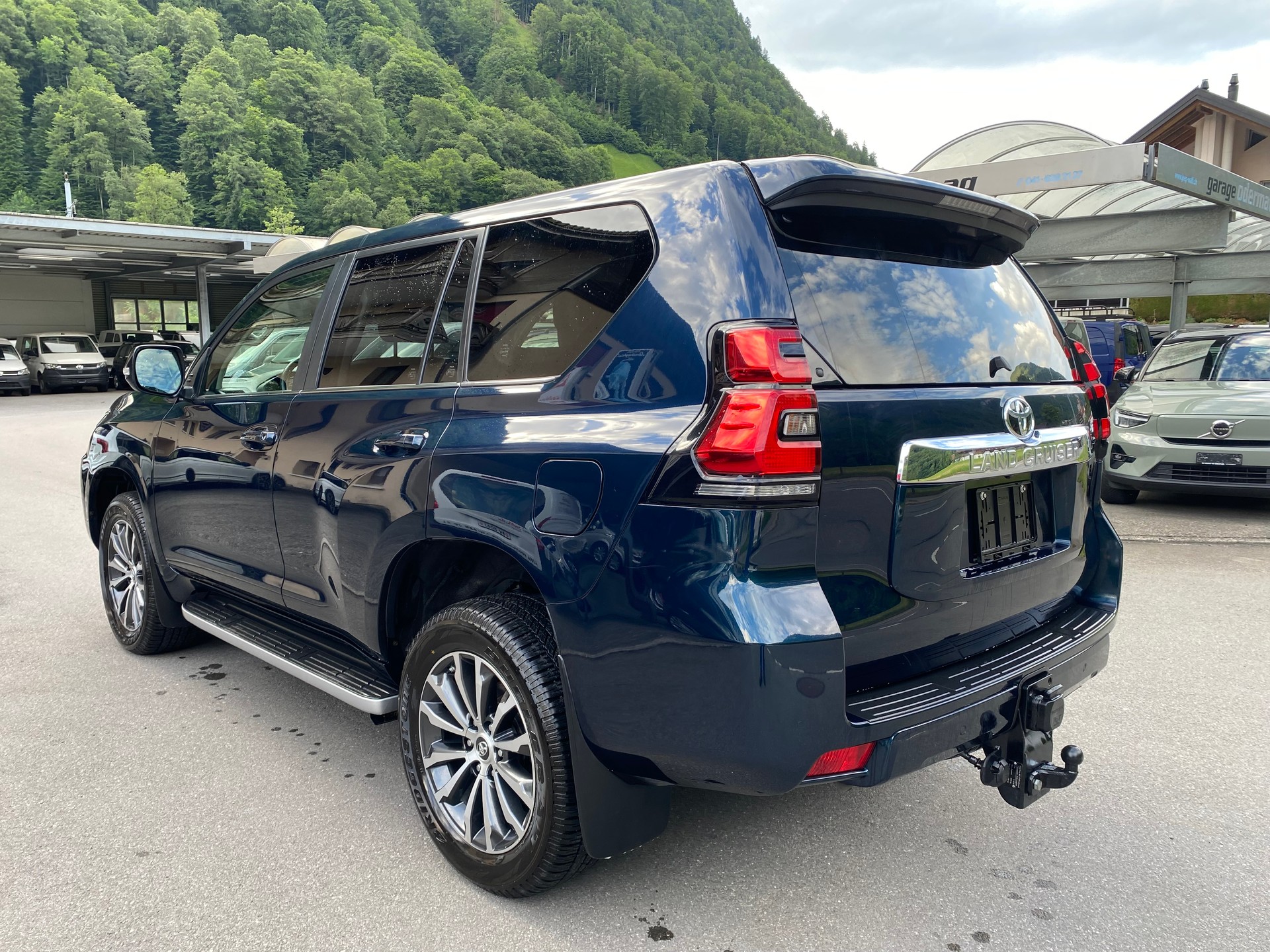 TOYOTA Land Cruiser 2.8TD Style Automatic-image-13