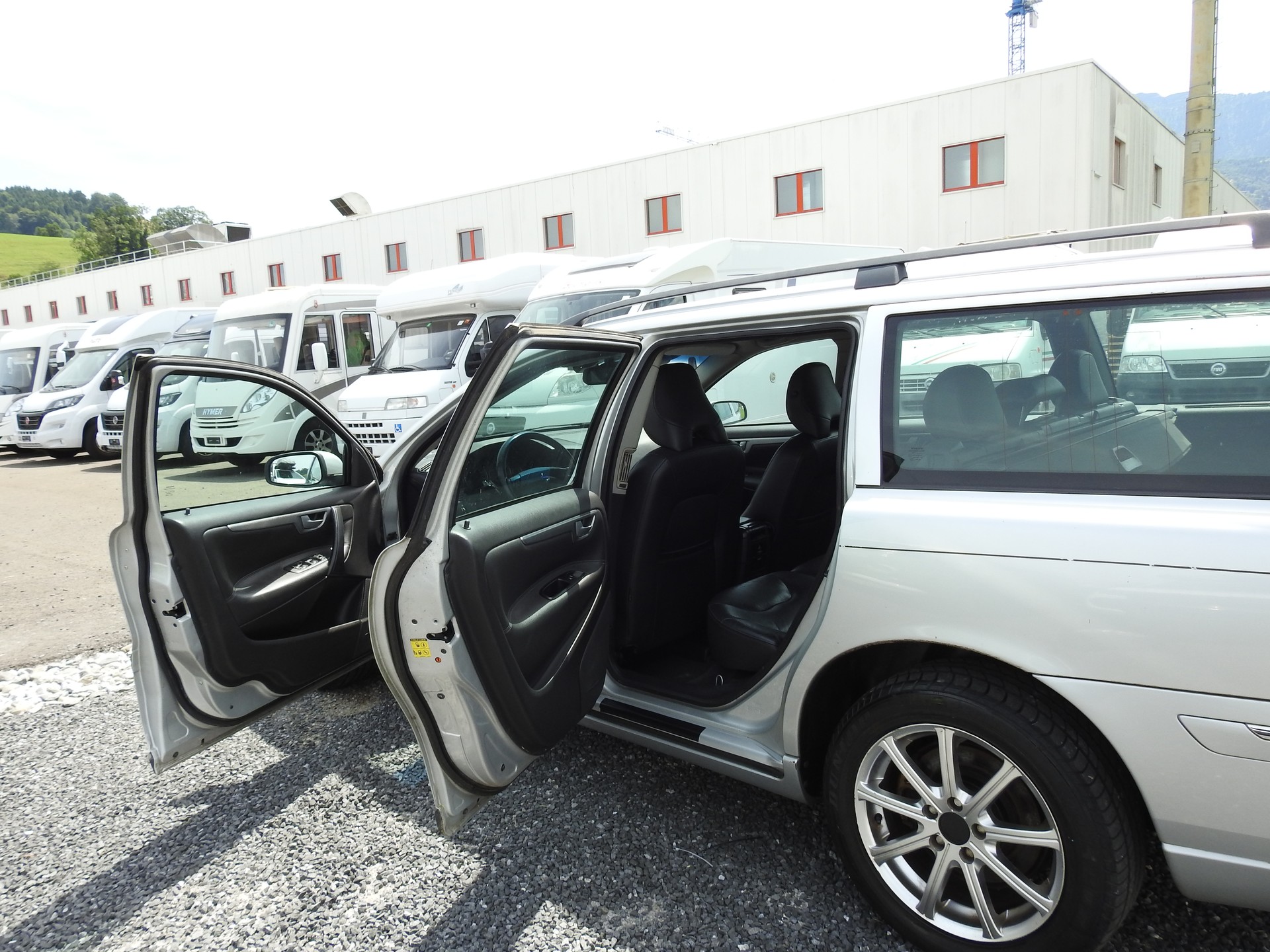 VOLVO V70 2.5T AWD Move-image-15