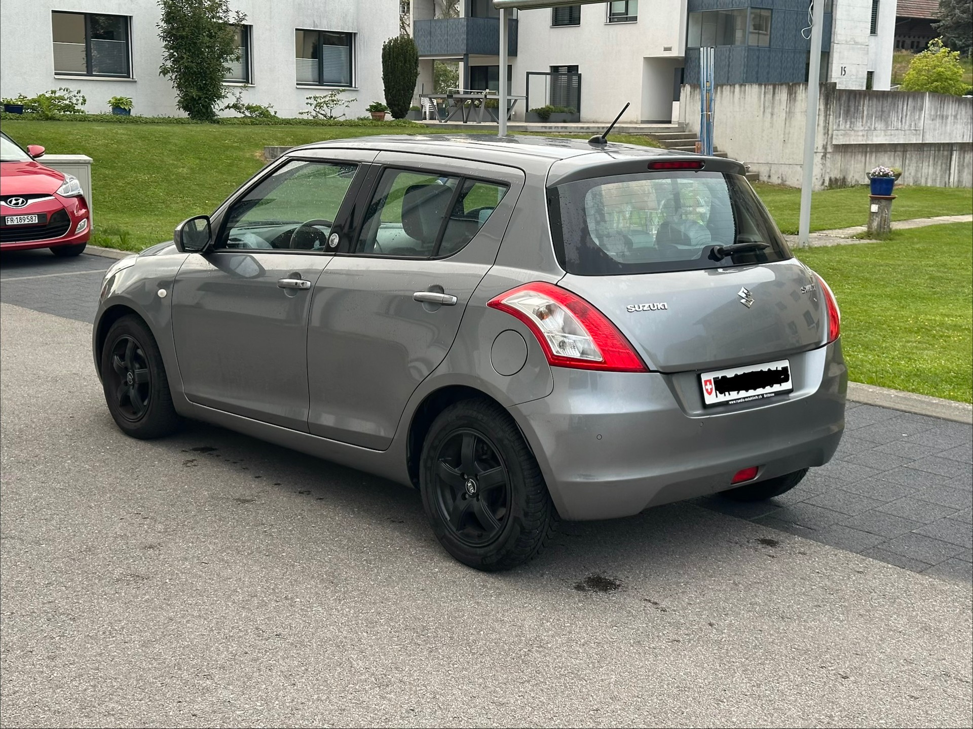 SUZUKI Swift 1.2i 16V GL Automatic-image-6