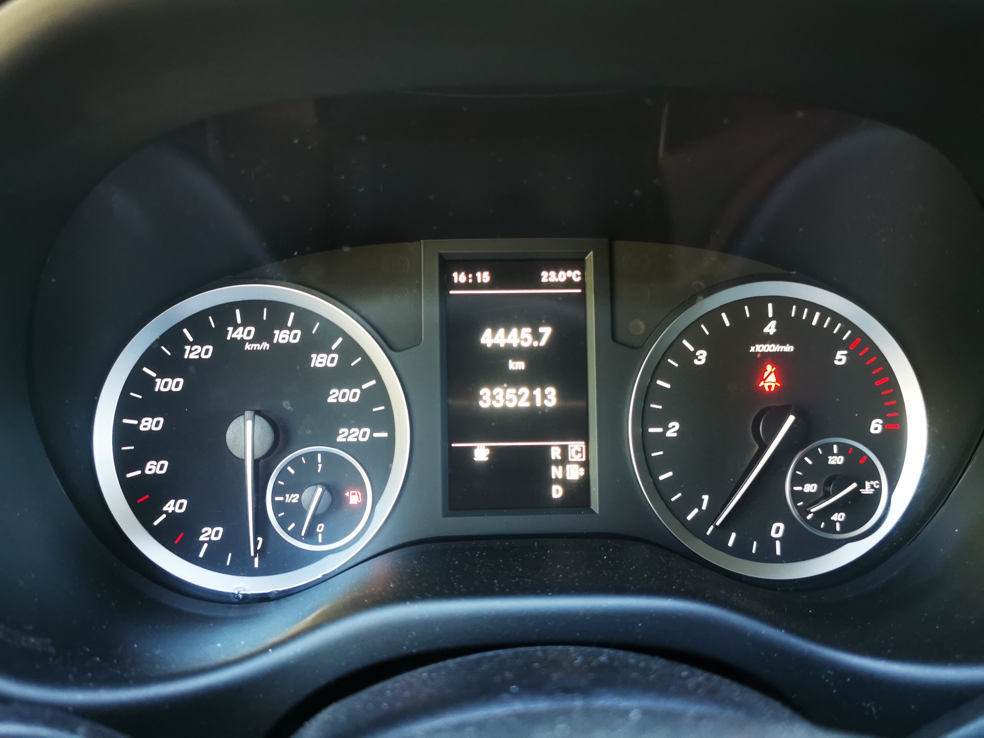 MERCEDES-BENZ Vito 116 BlueTEC L 4Matic 7G-Tronic Euro 6-image-8