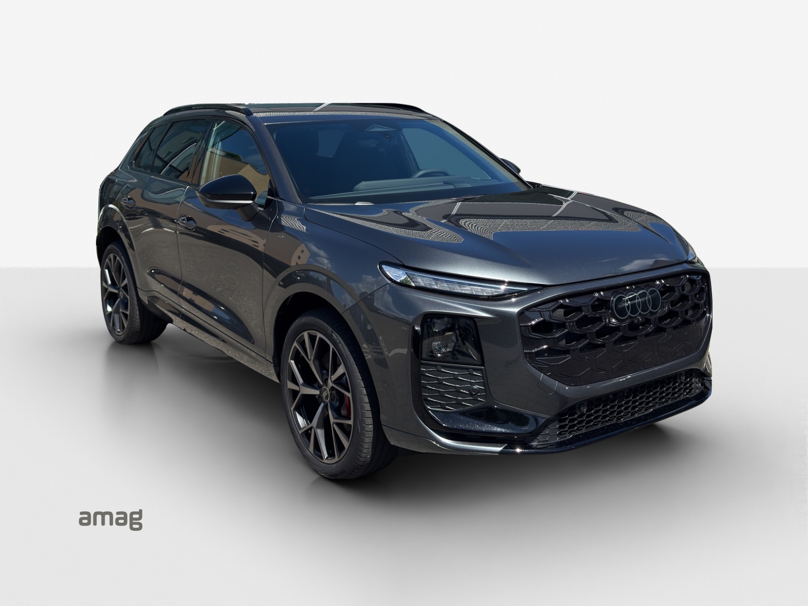 AUDI Q3 SUV e-hybrid 200 kW S tronig-image-5