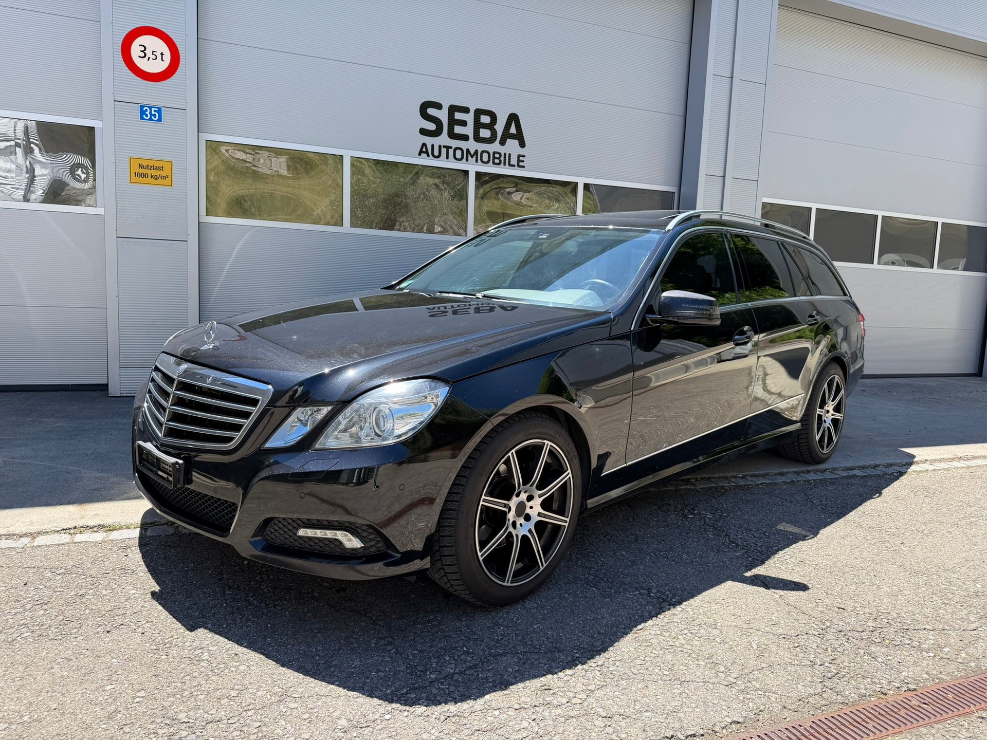 MERCEDES-BENZ E 350 CGI BlueEfficiency Avantgarde 7G-Tronic-image-0