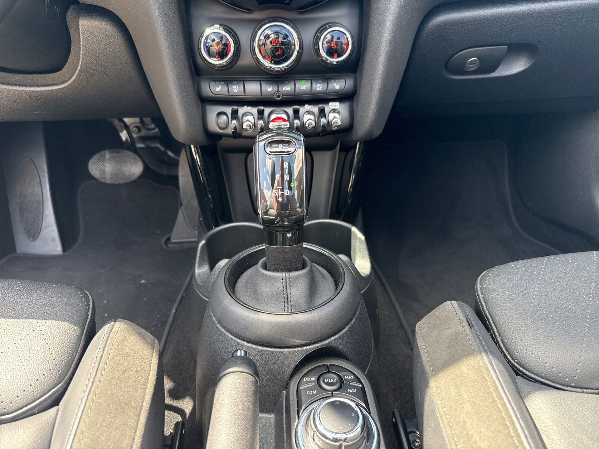 MINI Cooper S Cabriolet DKG-image-11