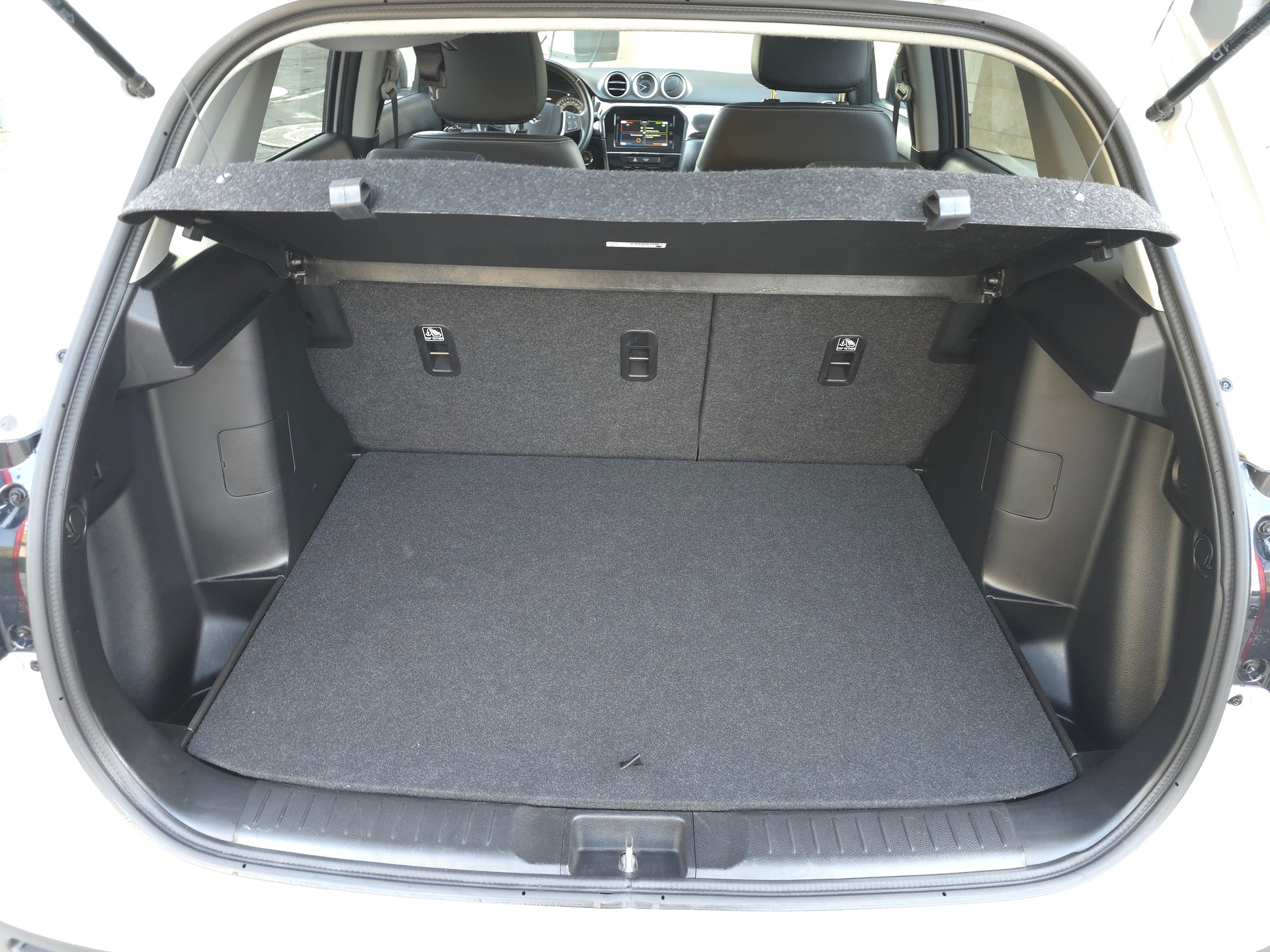 SUZUKI Vitara 1.4 Boosterjet Generation Hybrid Automatic-image-8