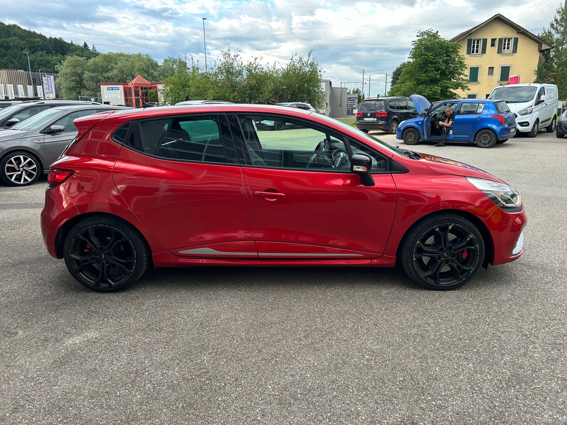 RENAULT Clio 1.6 T RS 200 EDC-image-6