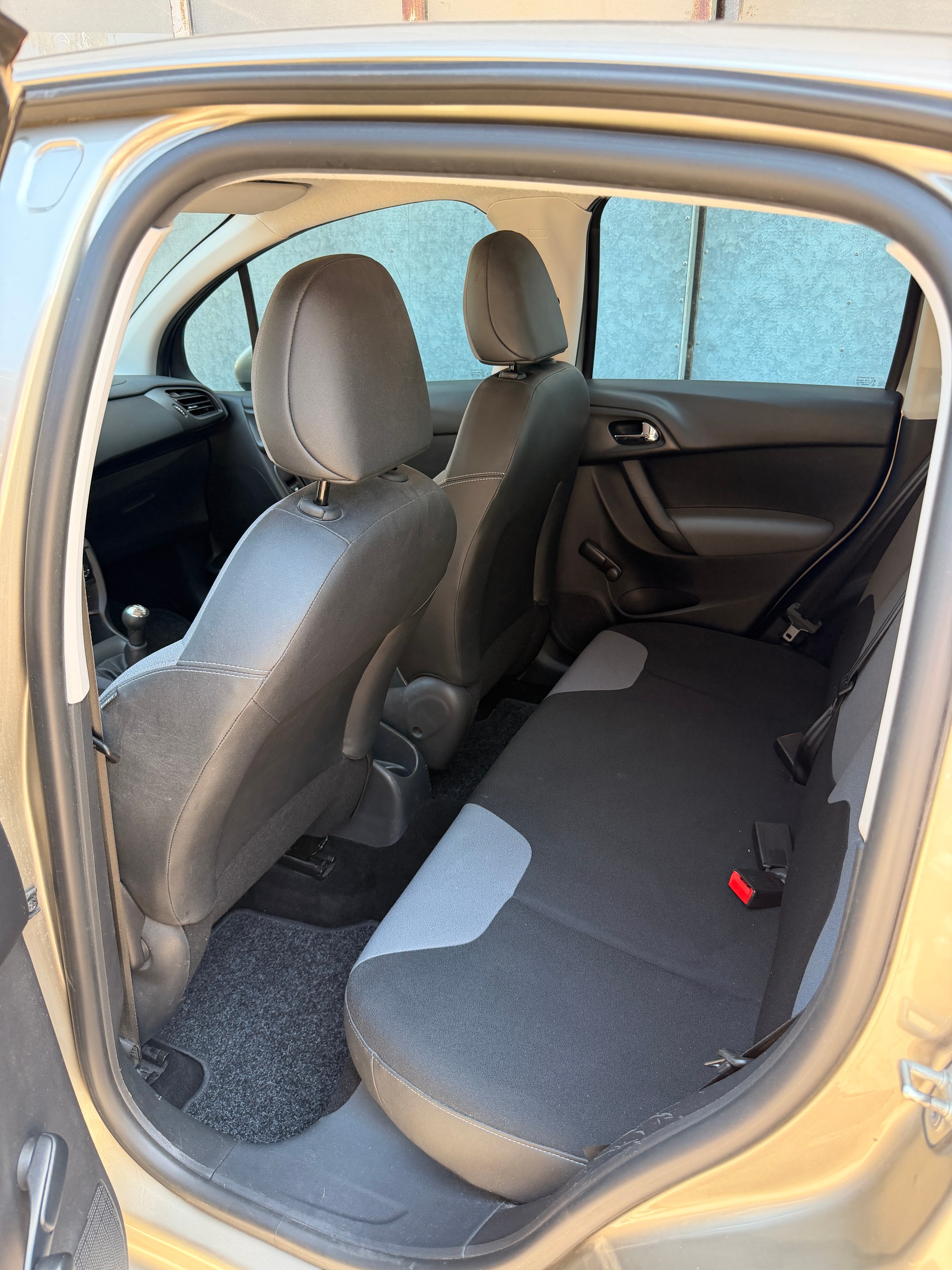CITROEN C3 1.4i Swiss Style-image-4