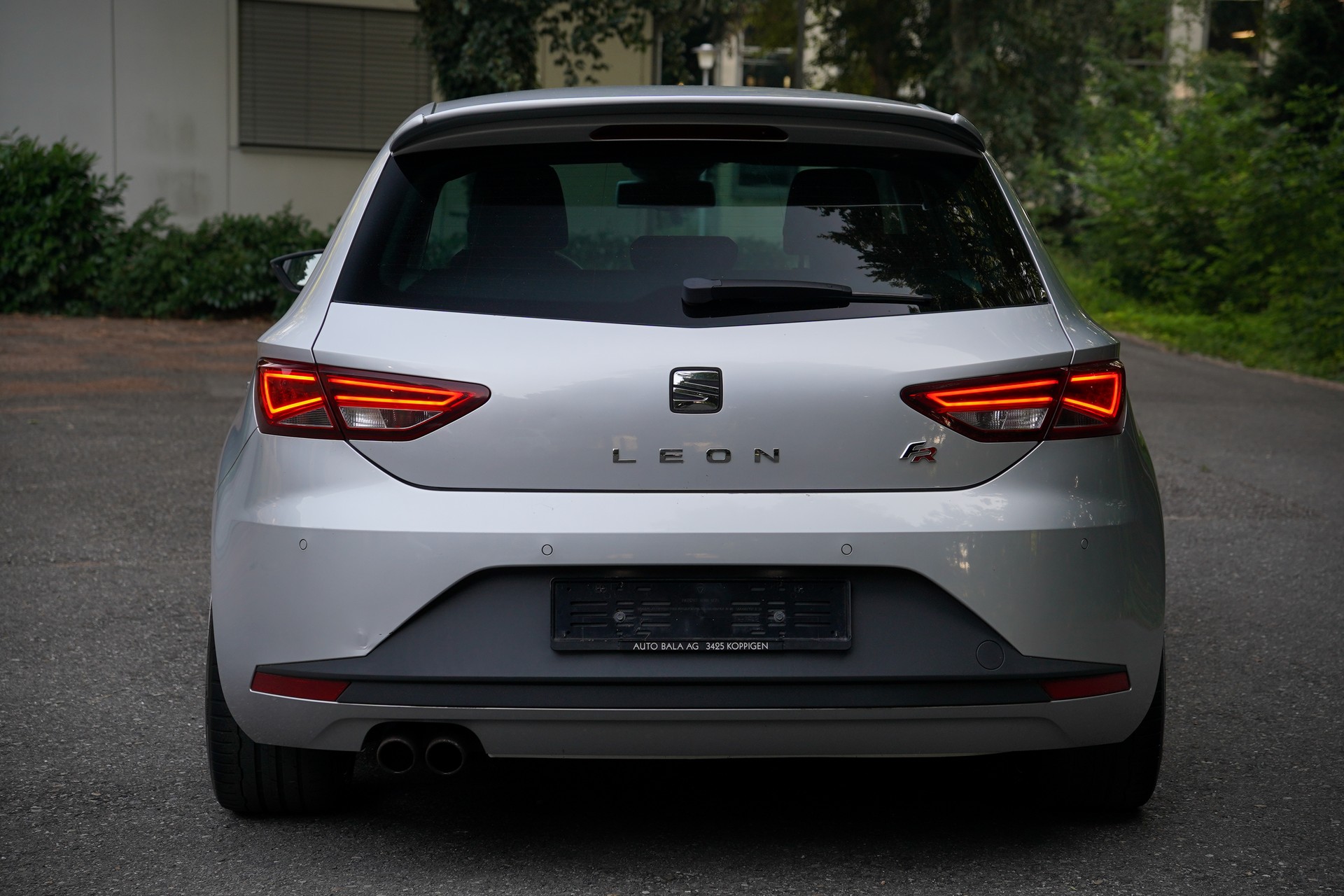 SEAT Leon 1.8 TSI FR DSG-image-3