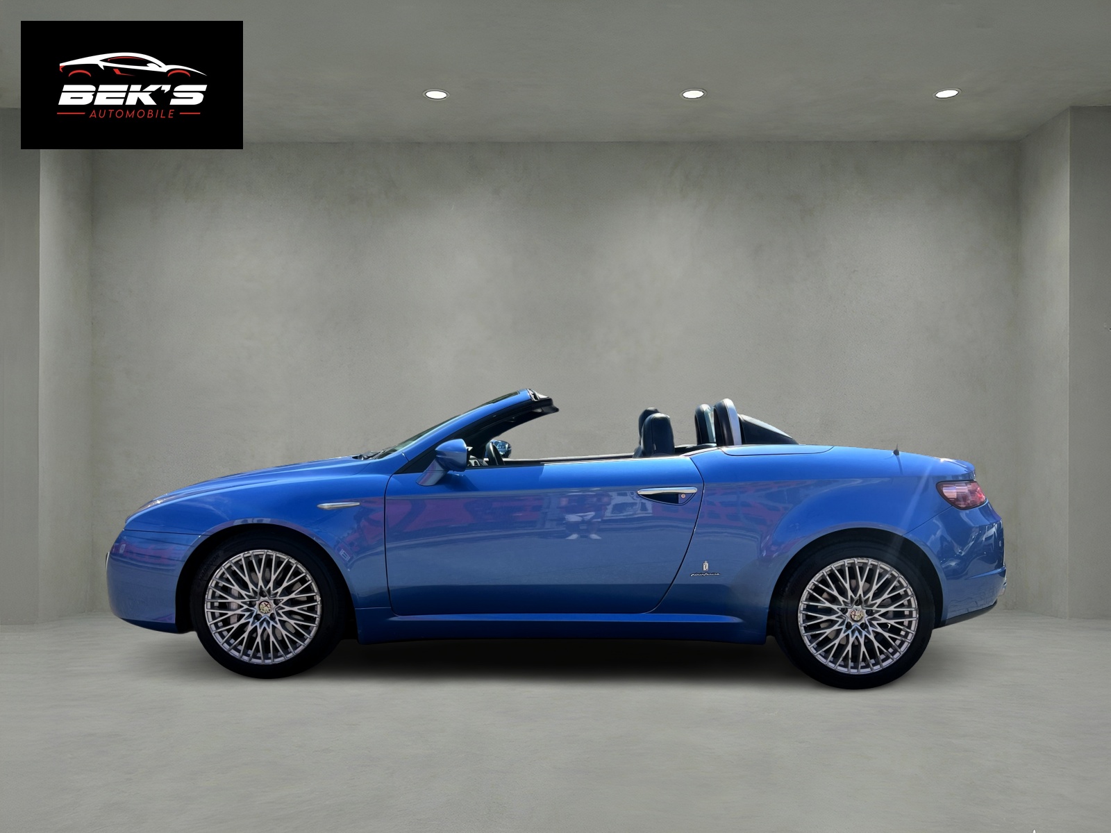 ALFA ROMEO Spider 3.2 JTS Q4-showroom-element-1
