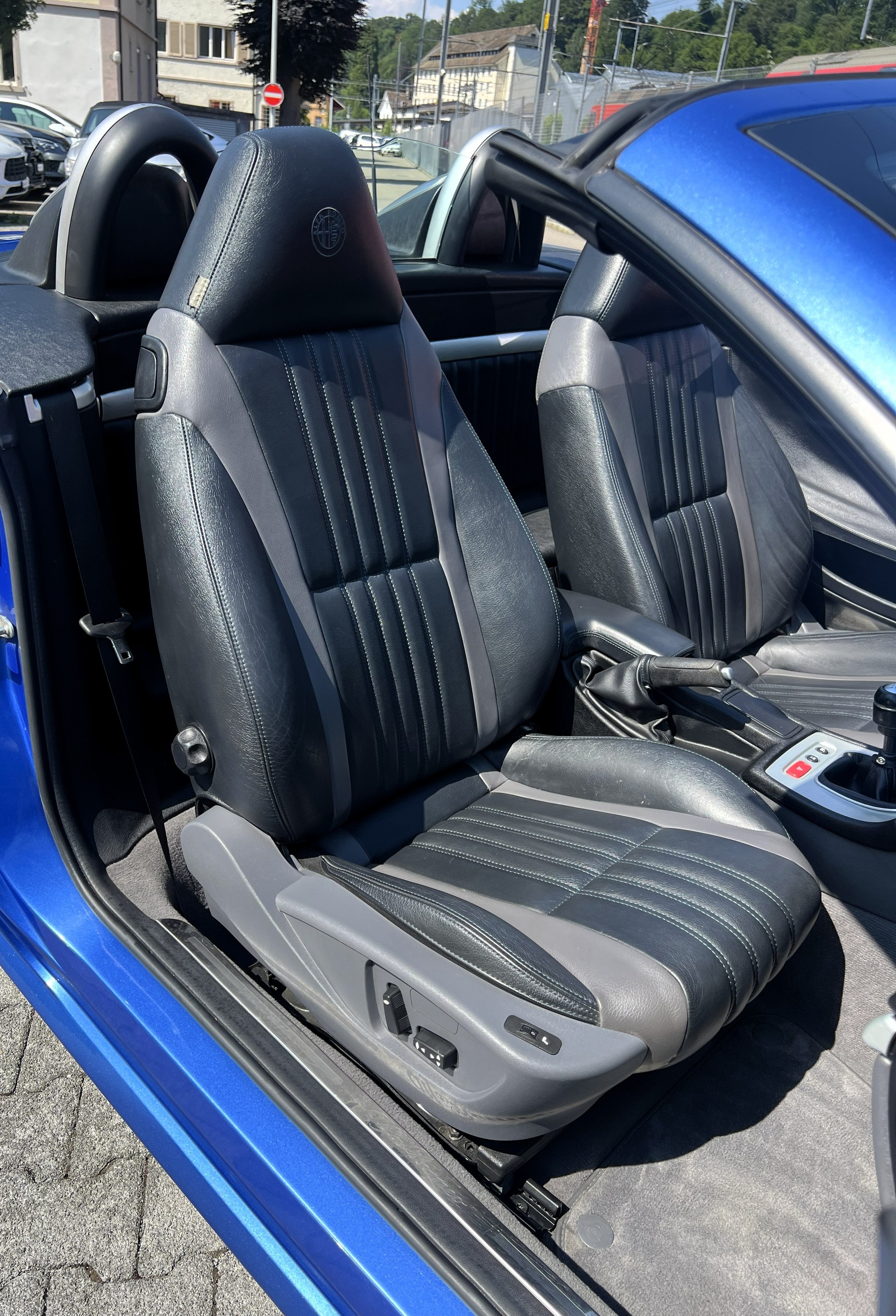 ALFA ROMEO Spider 3.2 JTS Q4-image-12