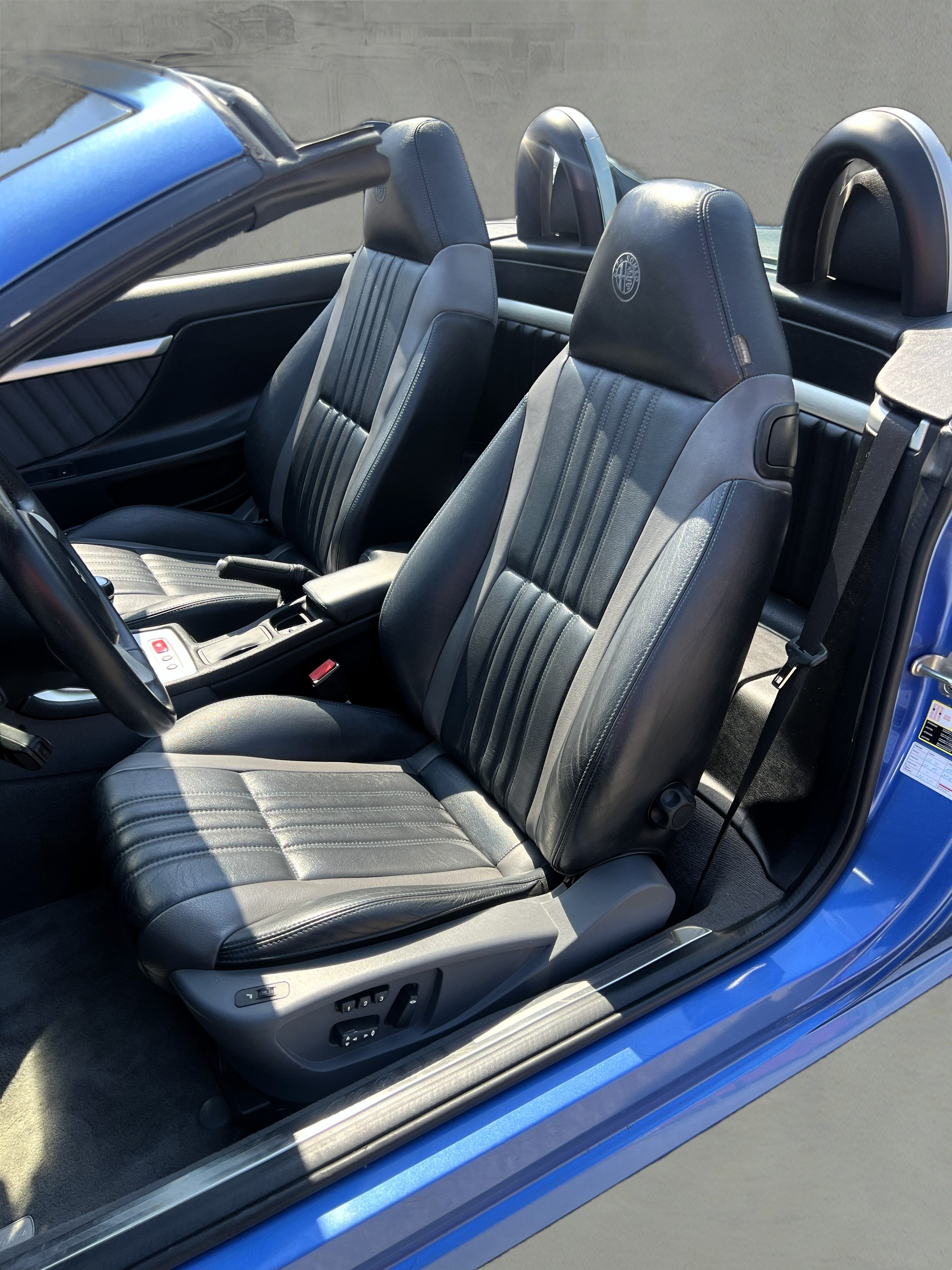 ALFA ROMEO Spider 3.2 JTS Q4-image-13