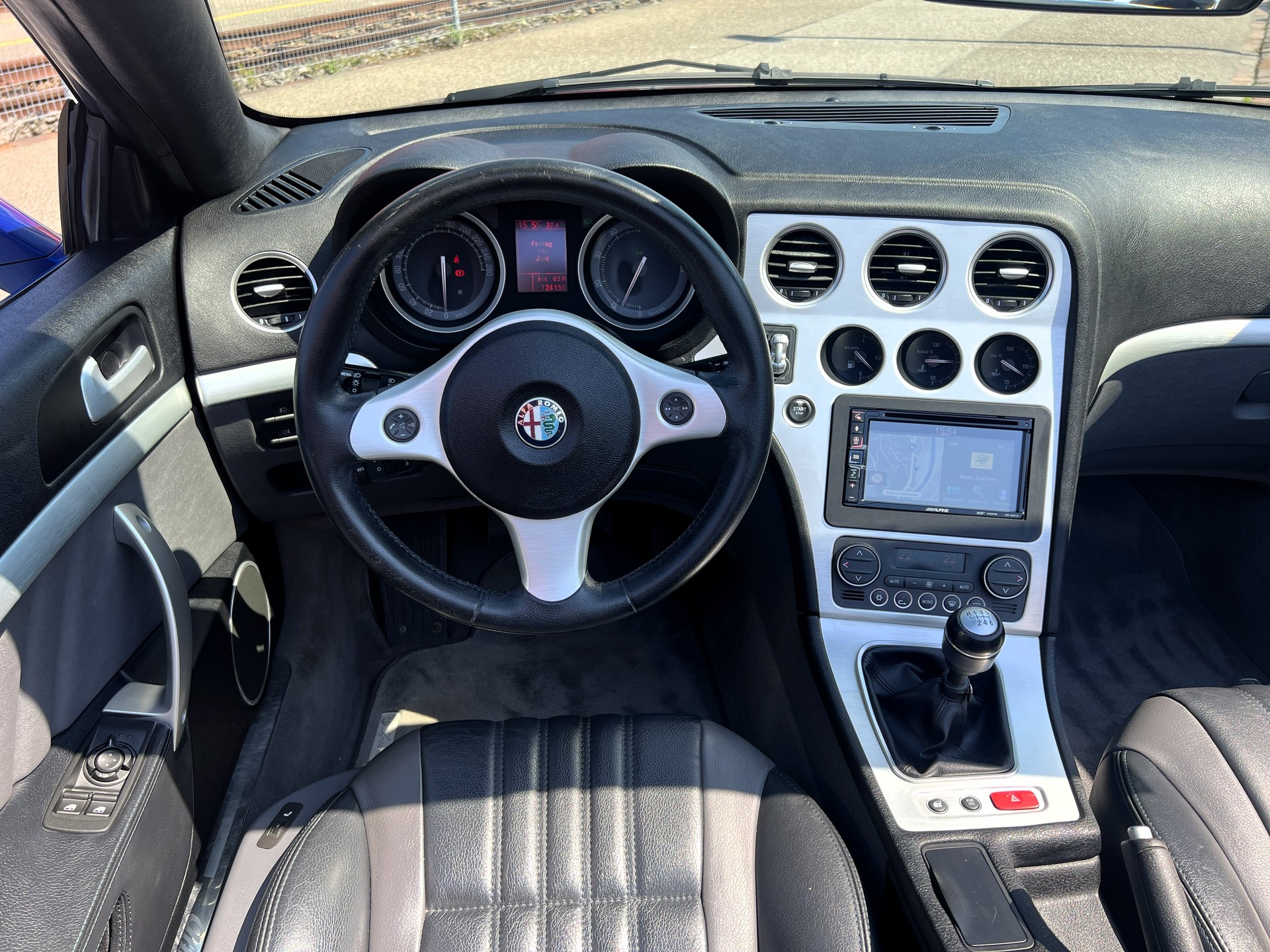 ALFA ROMEO Spider 3.2 JTS Q4-image-19