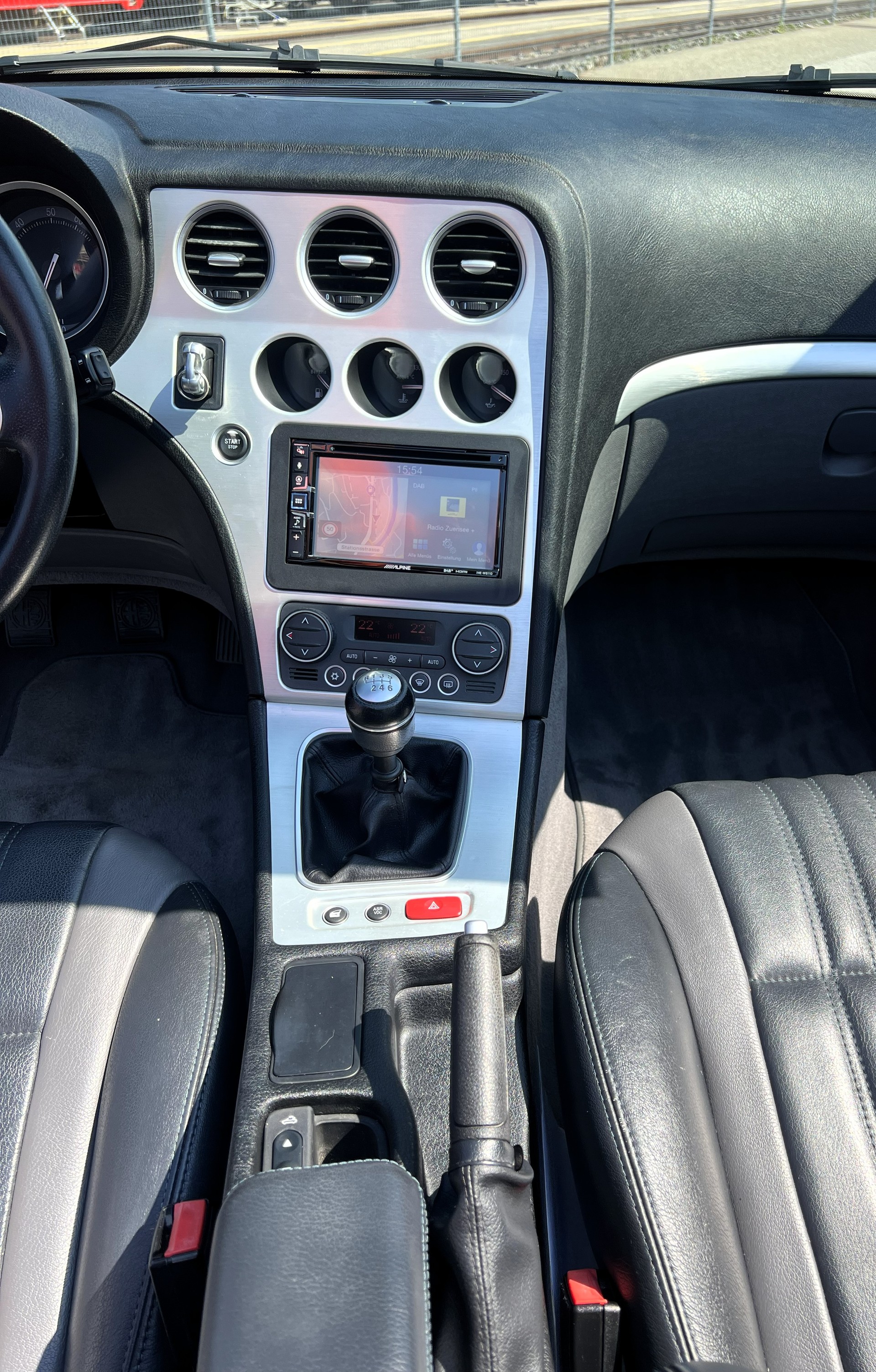 ALFA ROMEO Spider 3.2 JTS Q4-image-17