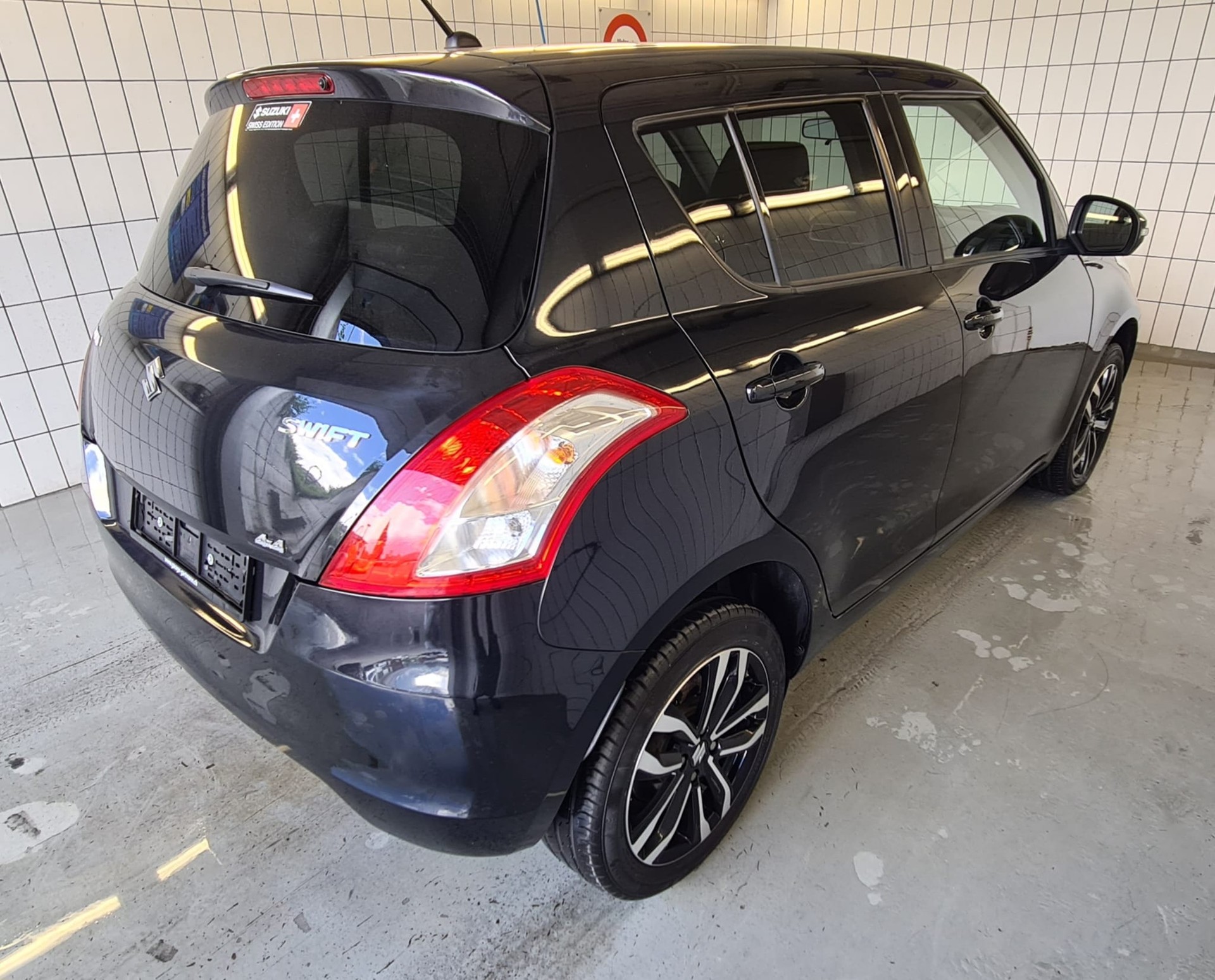 SUZUKI Swift 1.2i 16V PizSulai Top 4x4-image-3